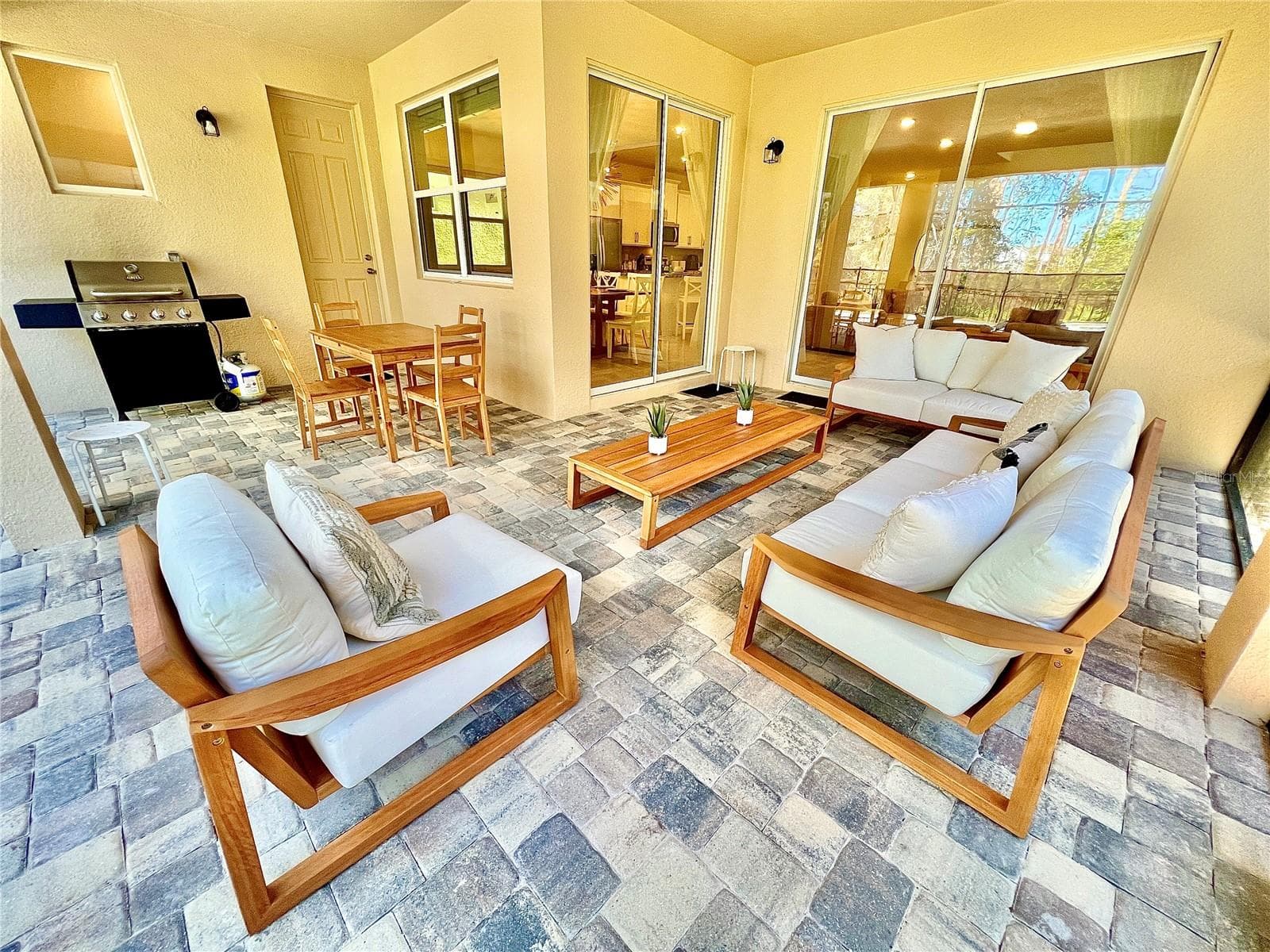Single Family Residence at SOLARA RESORT VACATION VILLAS REP, KISSIMMEE, photo 48 of 51