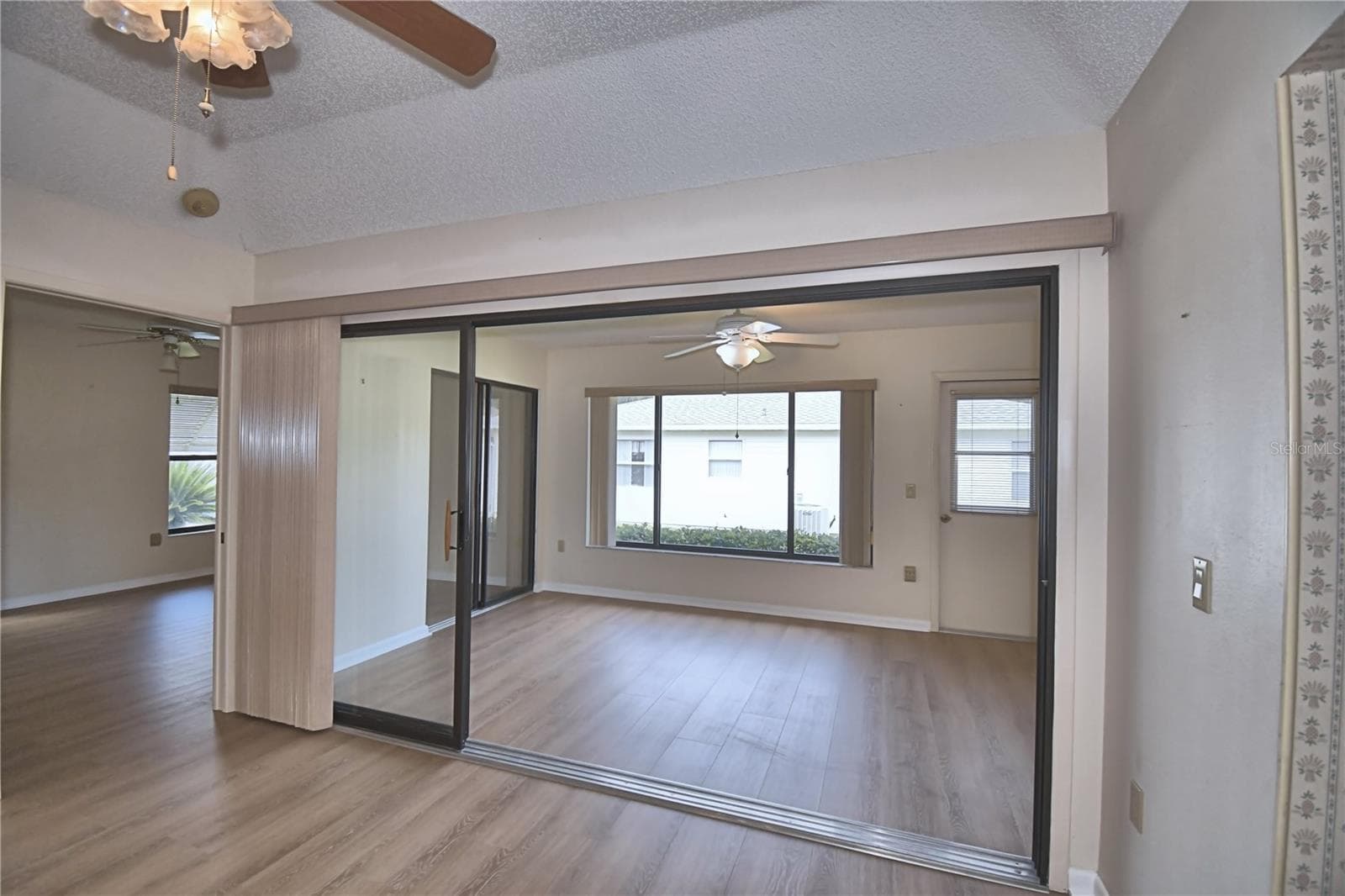 Single Family Residence at 4828 SQUIRE HOLLOW DR, LAKELAND, photo 42 of 111