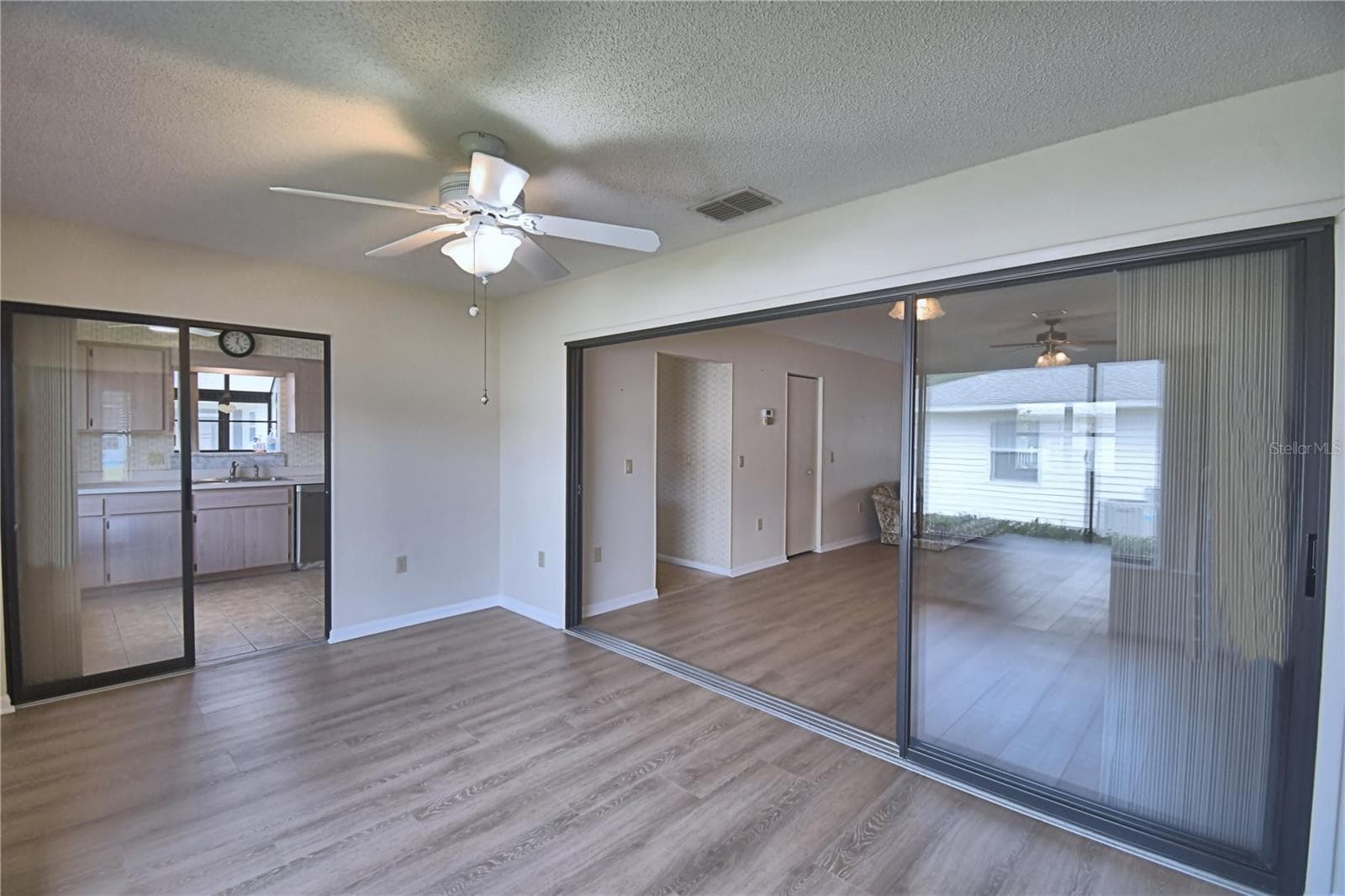 Single Family Residence at 4828 SQUIRE HOLLOW DR, LAKELAND, photo 38 of 111