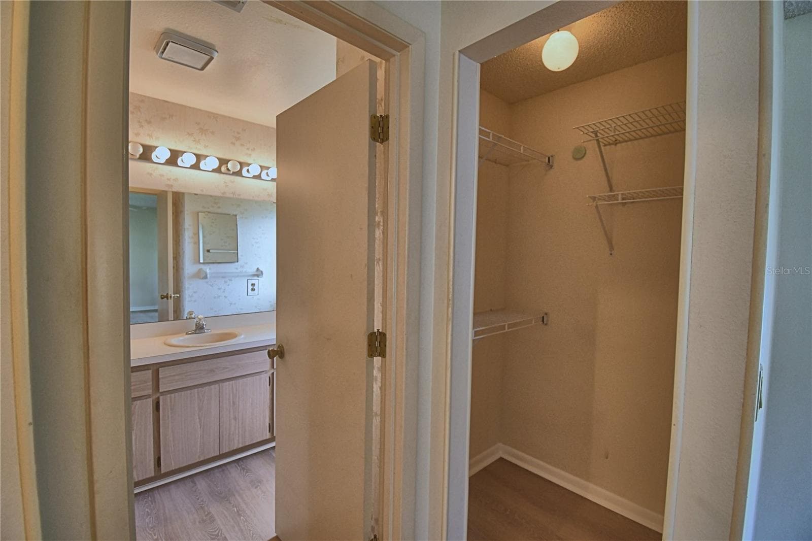 Single Family Residence at 4828 SQUIRE HOLLOW DR, LAKELAND, photo 54 of 111