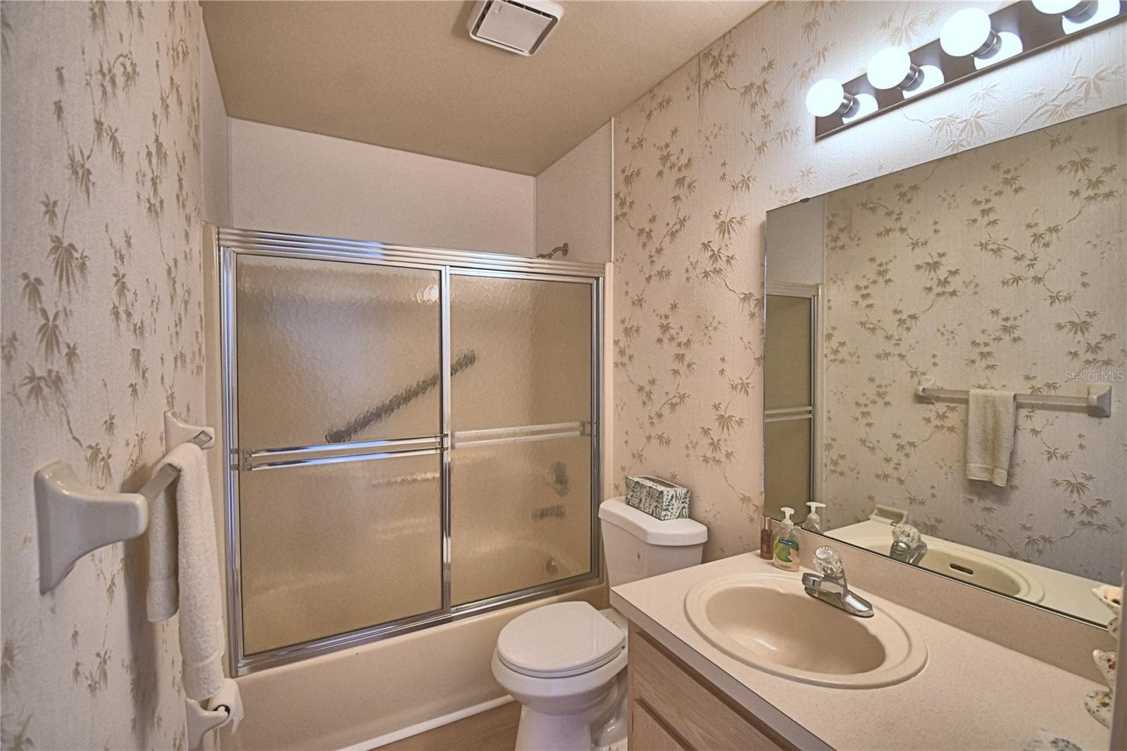 Single Family Residence at 4828 SQUIRE HOLLOW DR, LAKELAND, photo 78 of 111