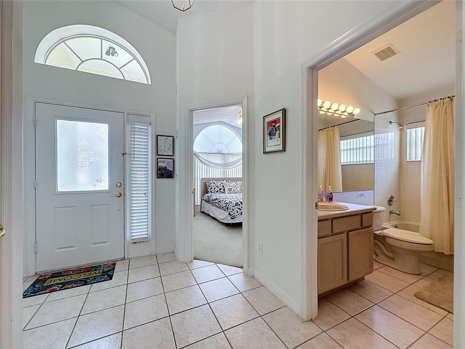 Single Family Residence at 2647 ONEIDA LOOP, KISSIMMEE, photo 3 of 62