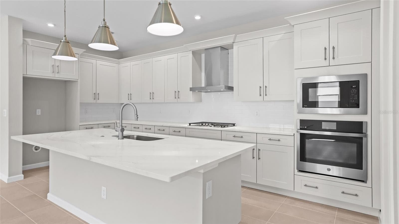 Kitchen - 948 CLUB CRESSWIND DR, LADY LAKE