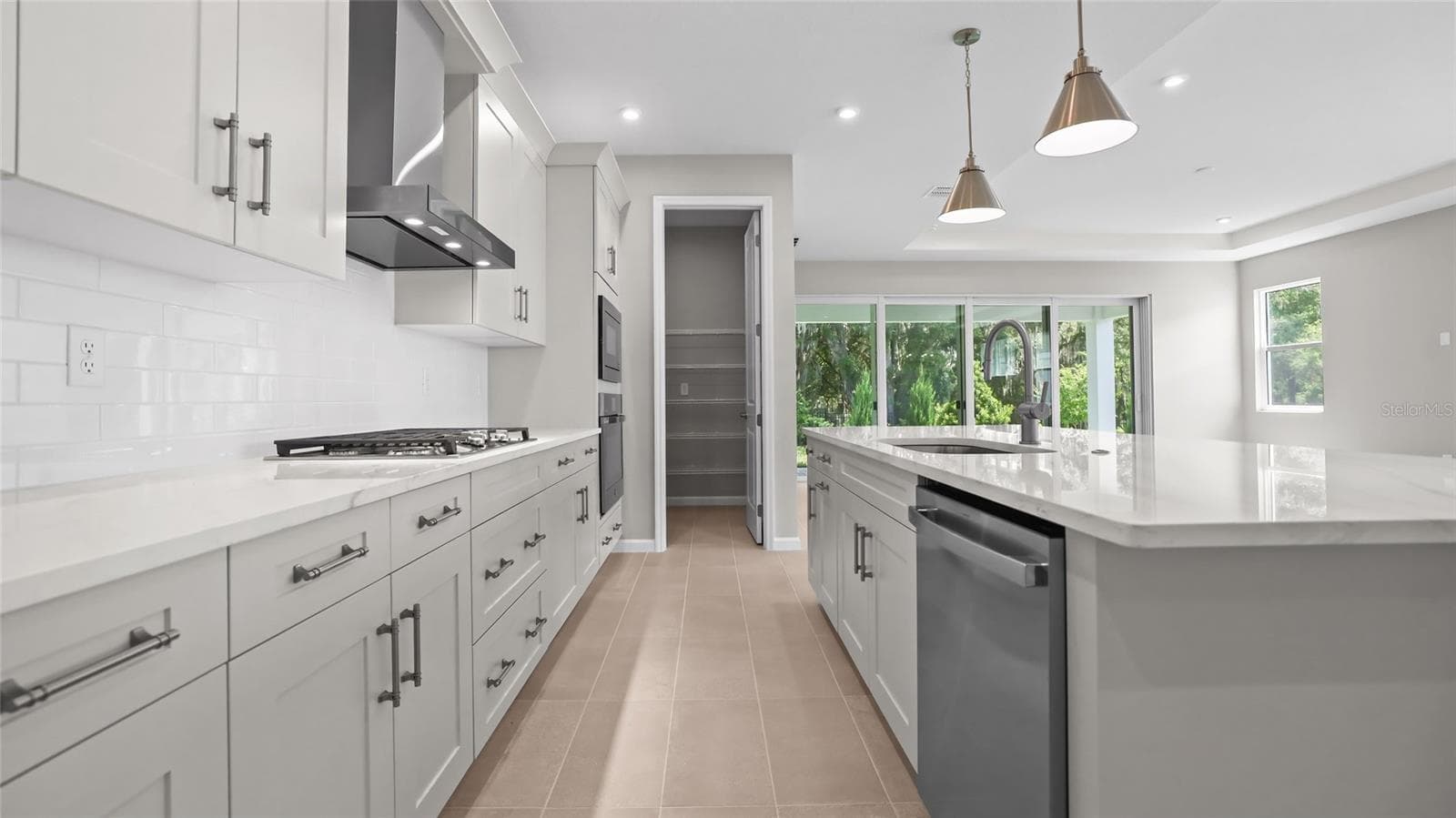 Kitchen - 948 CLUB CRESSWIND DR, LADY LAKE