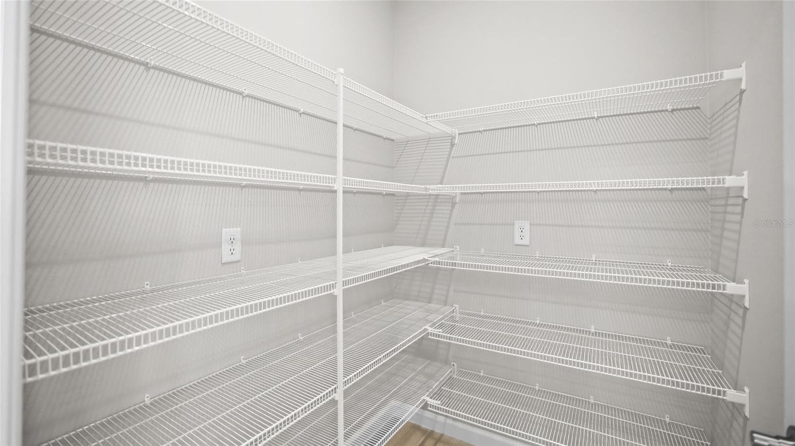 Pantry - 948 CLUB CRESSWIND DR, LADY LAKE