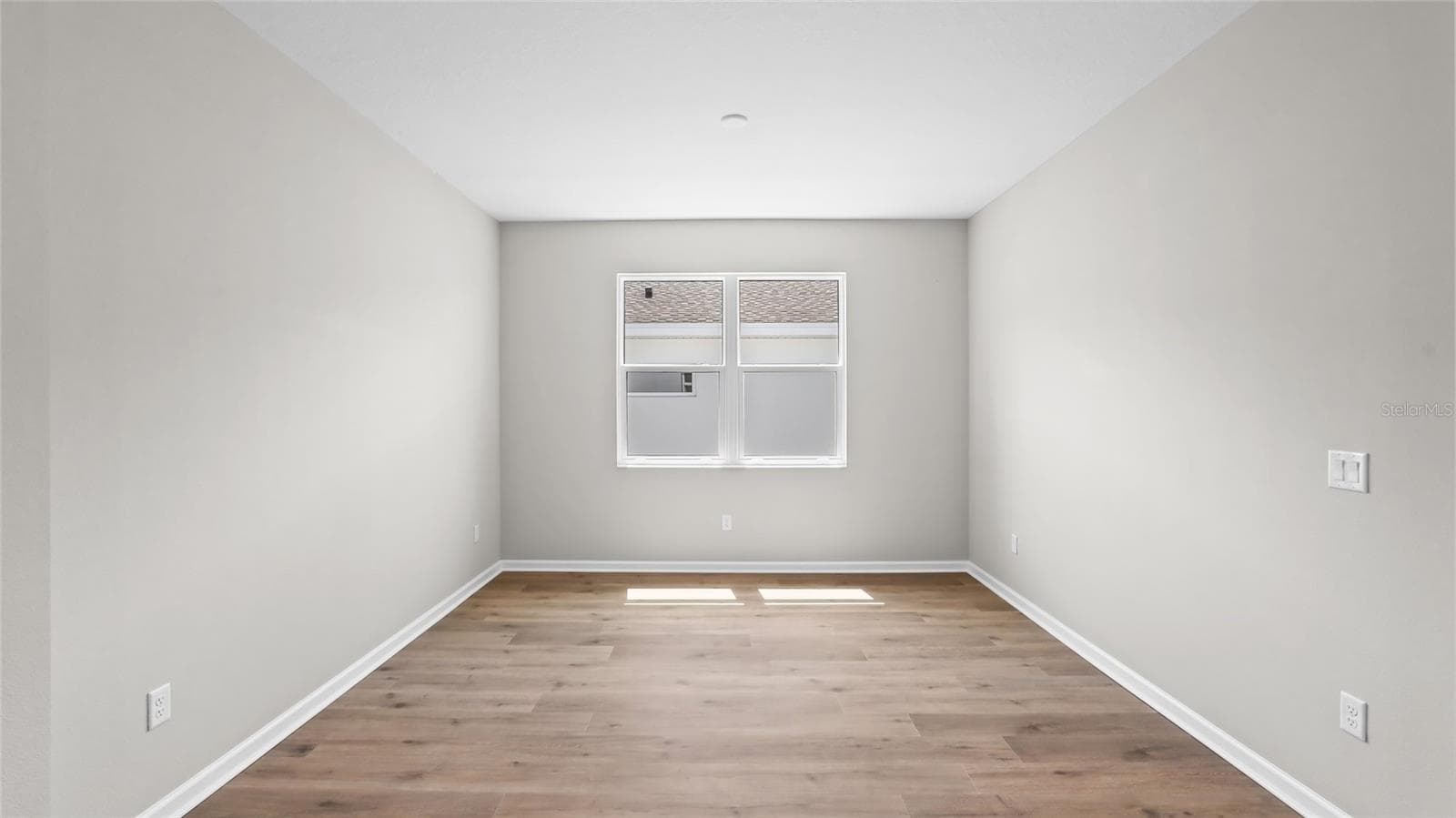 Den - 948 CLUB CRESSWIND DR, LADY LAKE