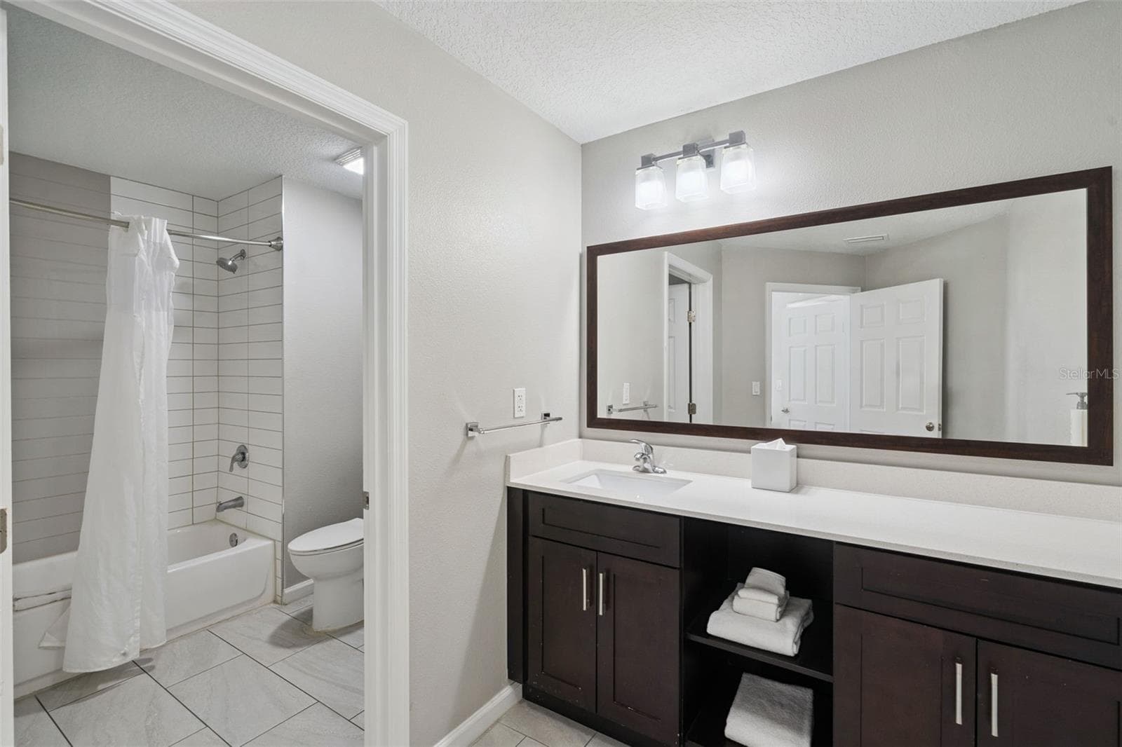 Condo - Hotel at 14501 GROVE RESORT AVE #1440, WINTER GARDEN, photo 15 of 67