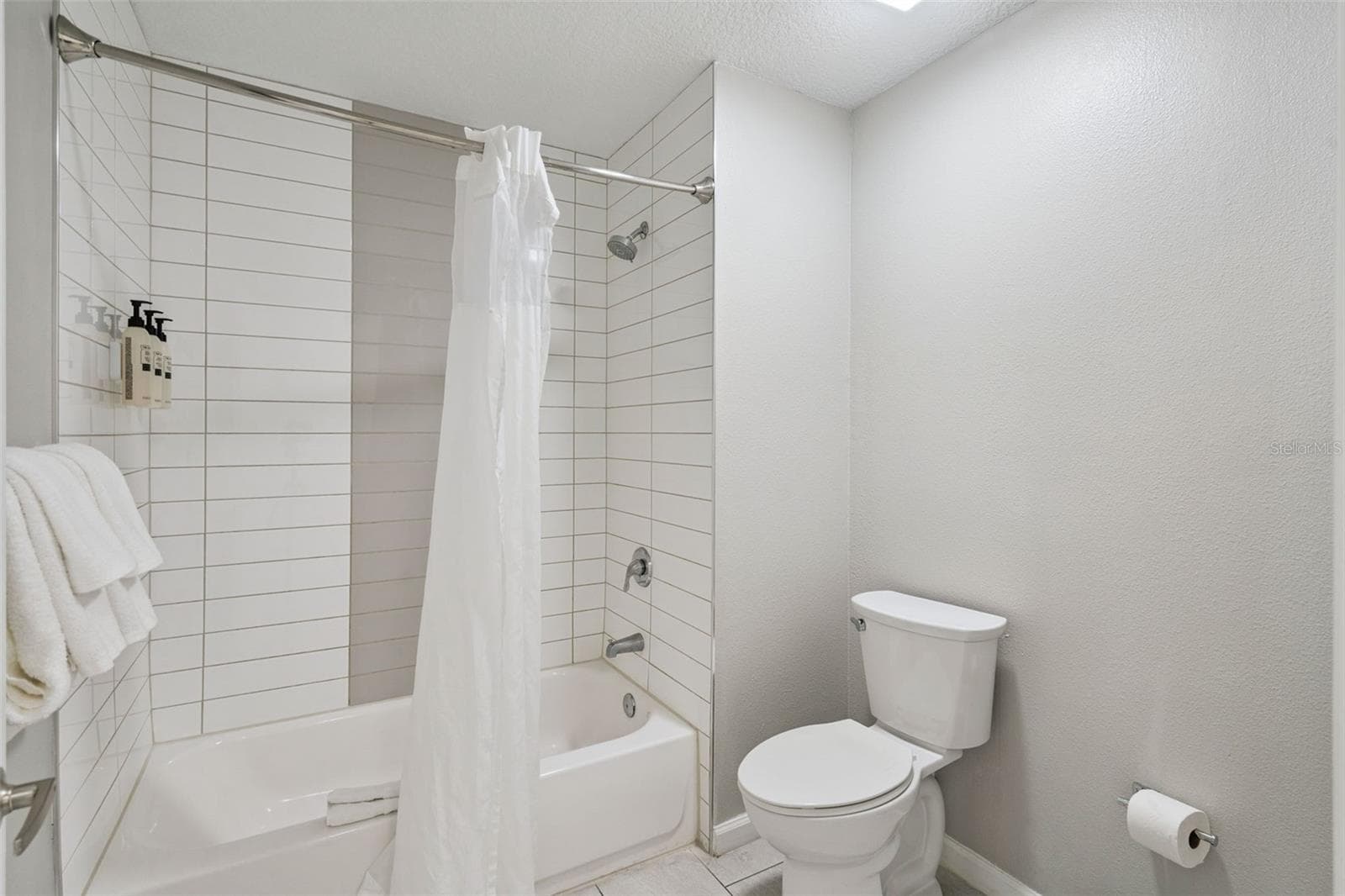 Condo - Hotel at 14501 GROVE RESORT AVE #1440, WINTER GARDEN, photo 18 of 67