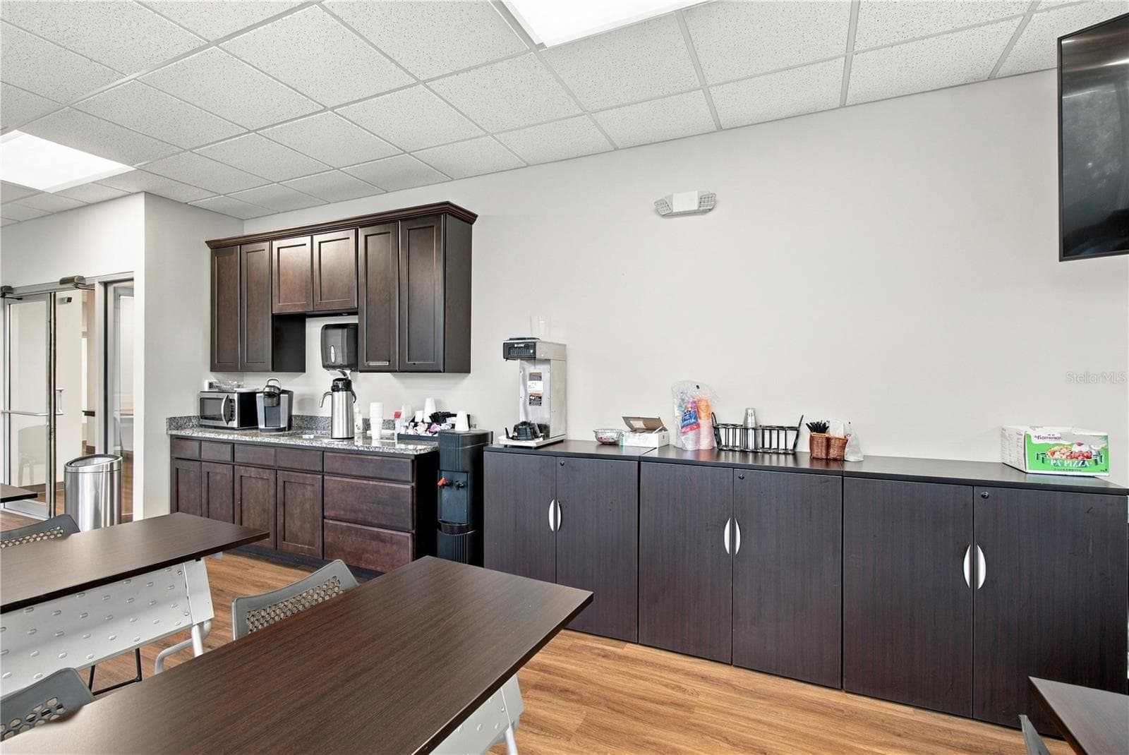Office at 2350 E STATE ROAD 60, VALRICO, photo 11 of 34