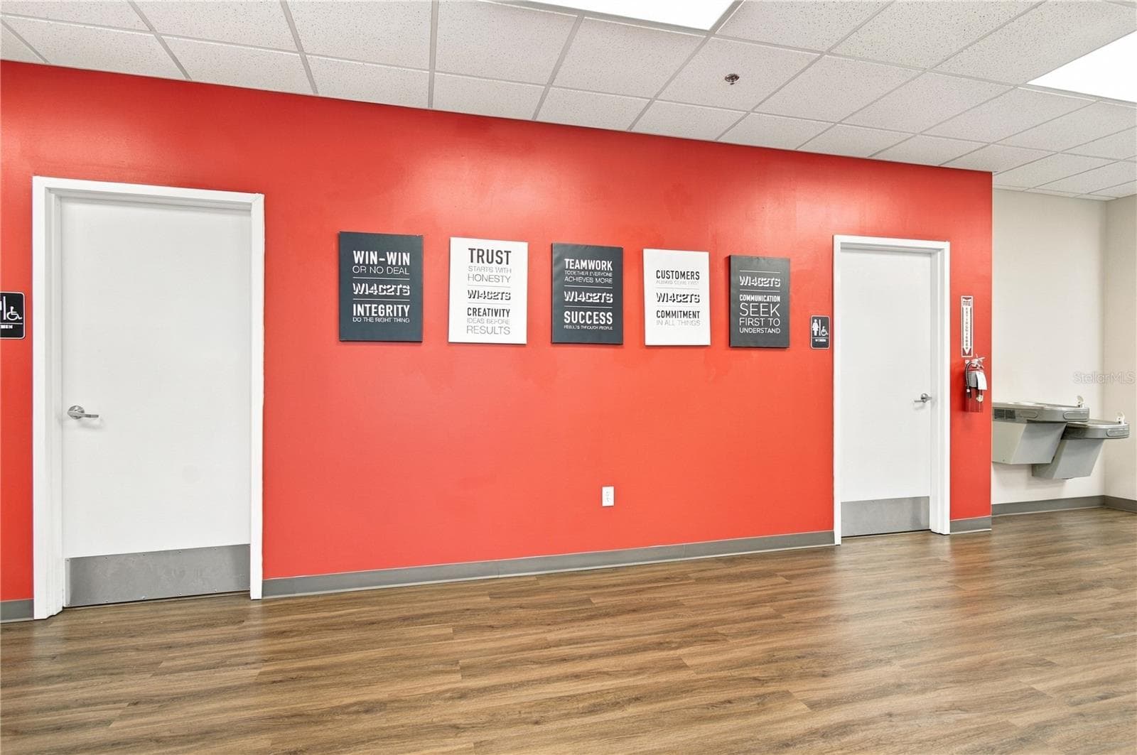 Office at 2350 E STATE ROAD 60, VALRICO, photo 18 of 34