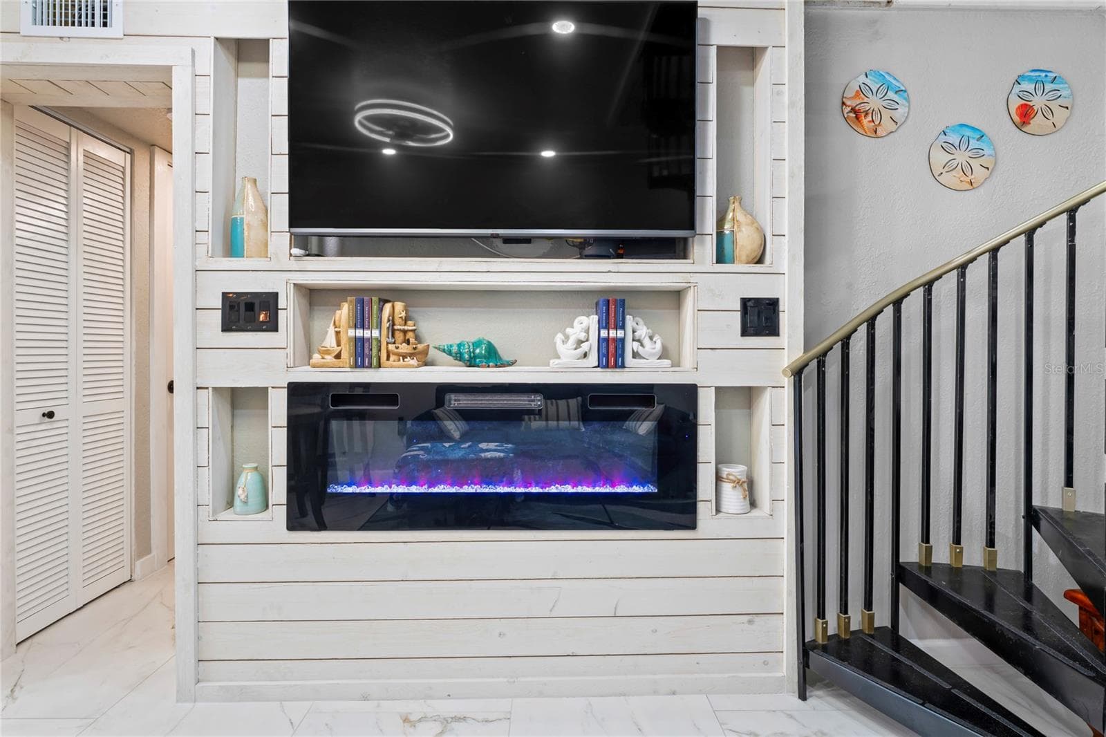 FIREPLACE - 10615 E GOBBLER DR, FLORAL CITY