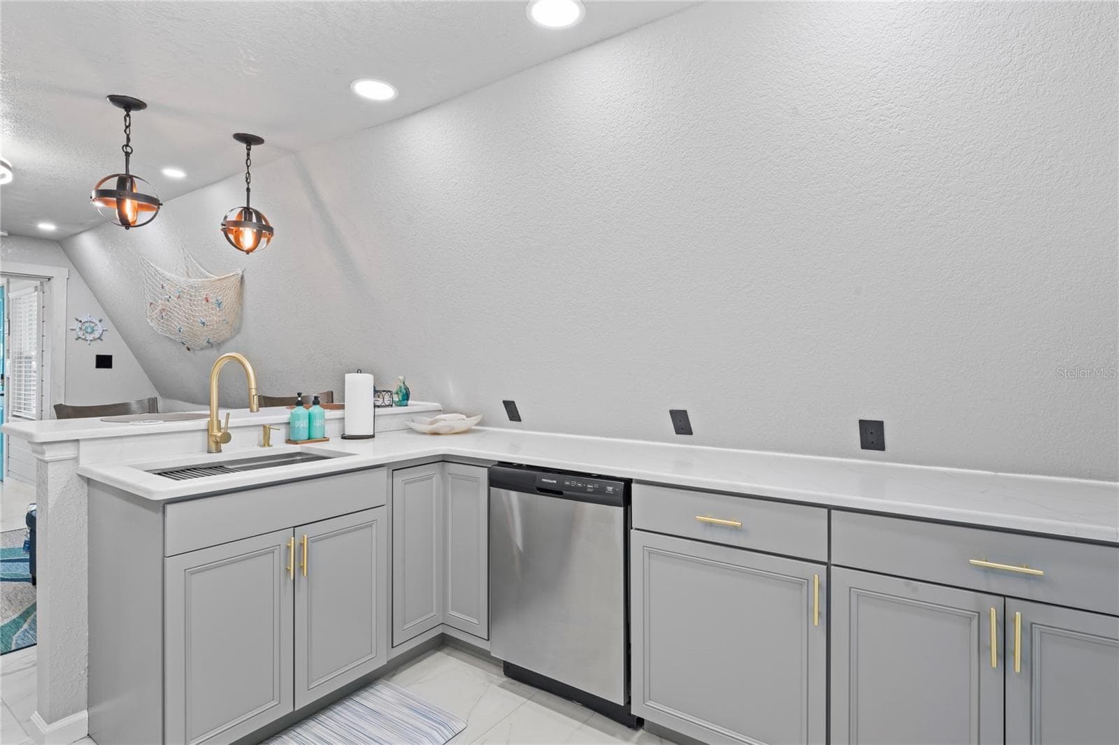 KITCHEN - 10615 E GOBBLER DR, FLORAL CITY