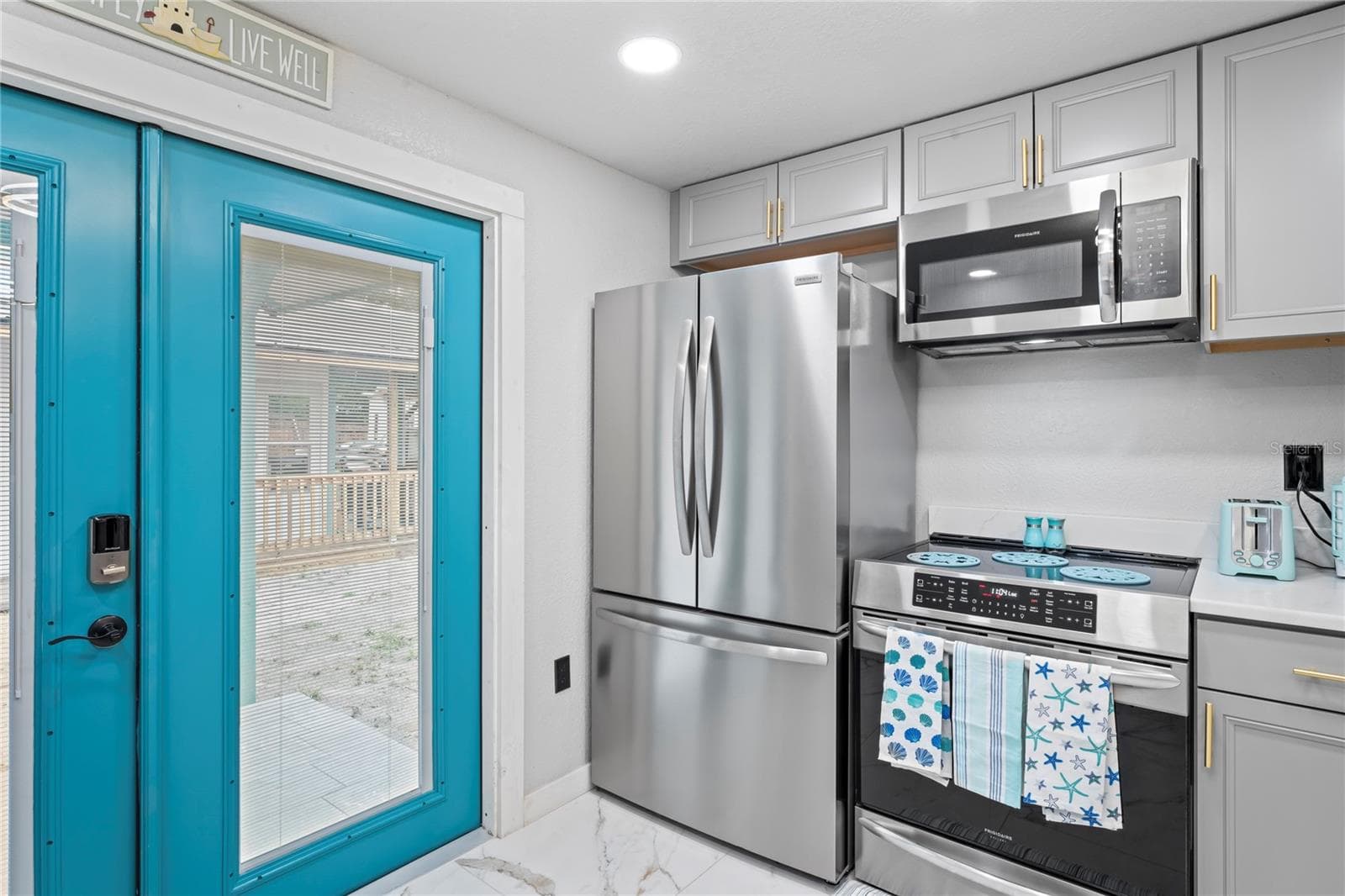 KITCHEN - 10615 E GOBBLER DR, FLORAL CITY