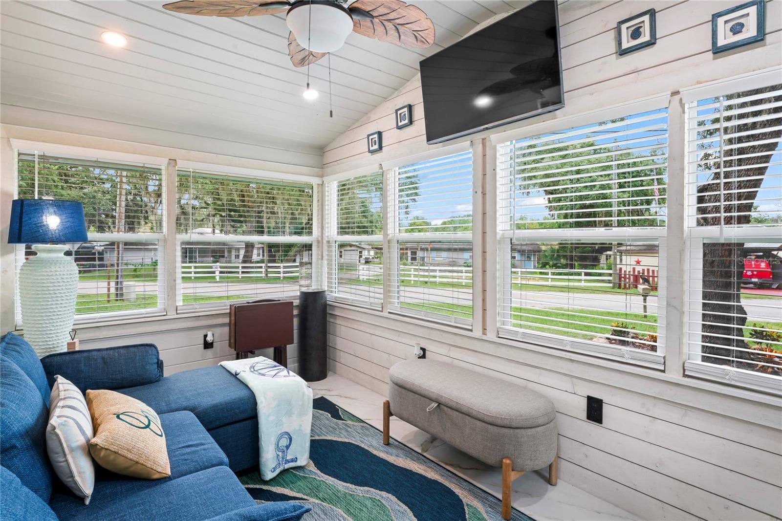 SUNROOM - 10615 E GOBBLER DR, FLORAL CITY