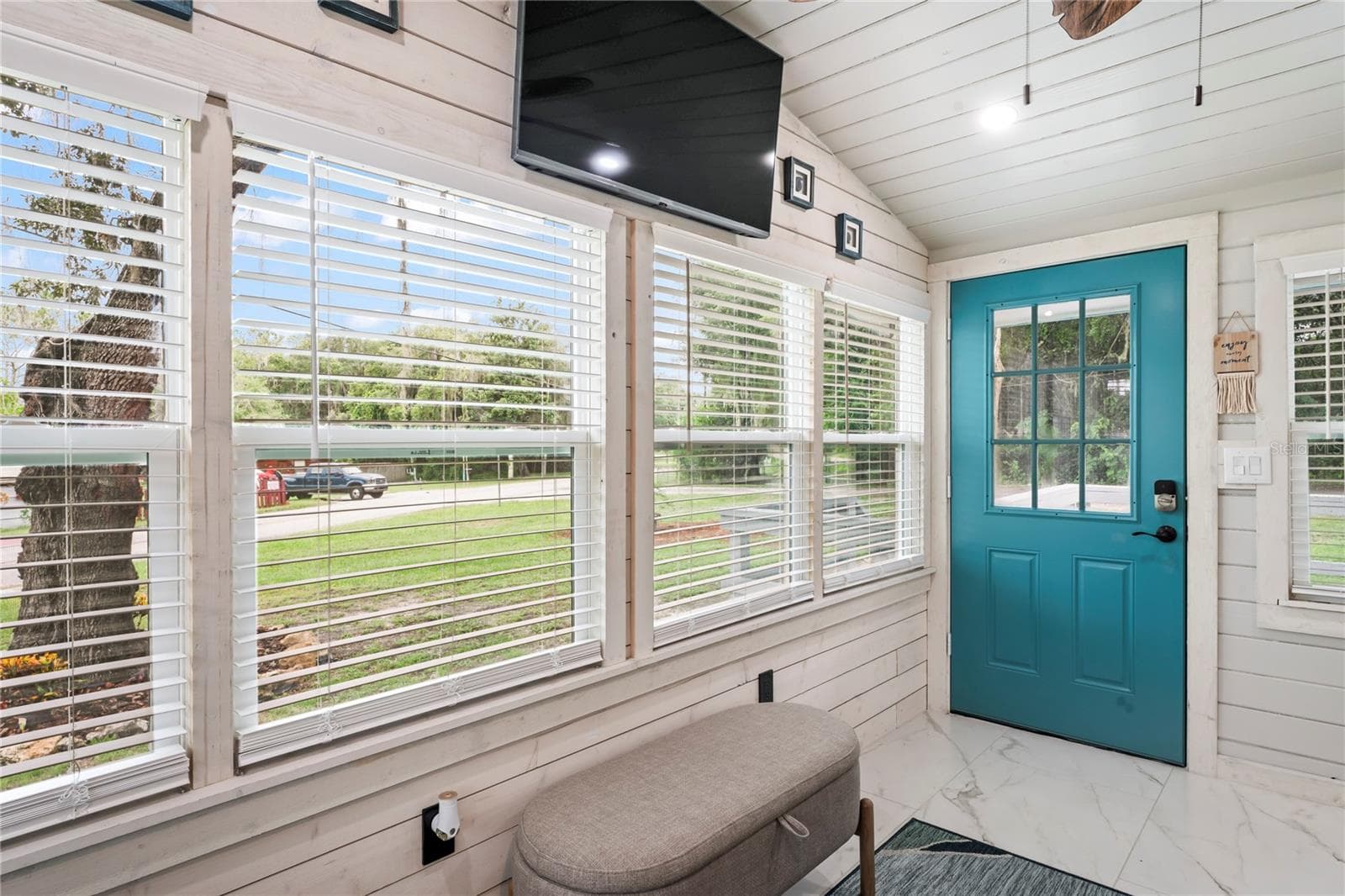 SUNROOM - 10615 E GOBBLER DR, FLORAL CITY