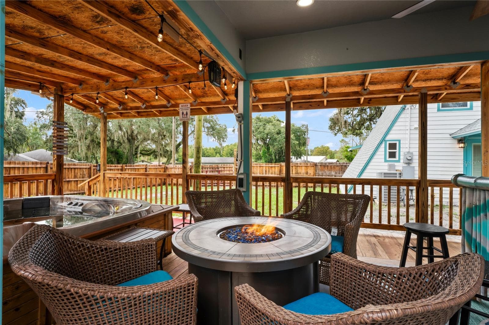 FIRE PIT - 10615 E GOBBLER DR, FLORAL CITY