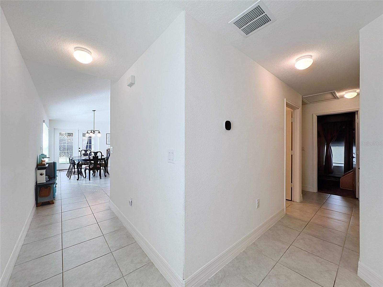 Single Family Residence at 1124 PAPAYA CIR, DAVENPORT, photo 4 of 51