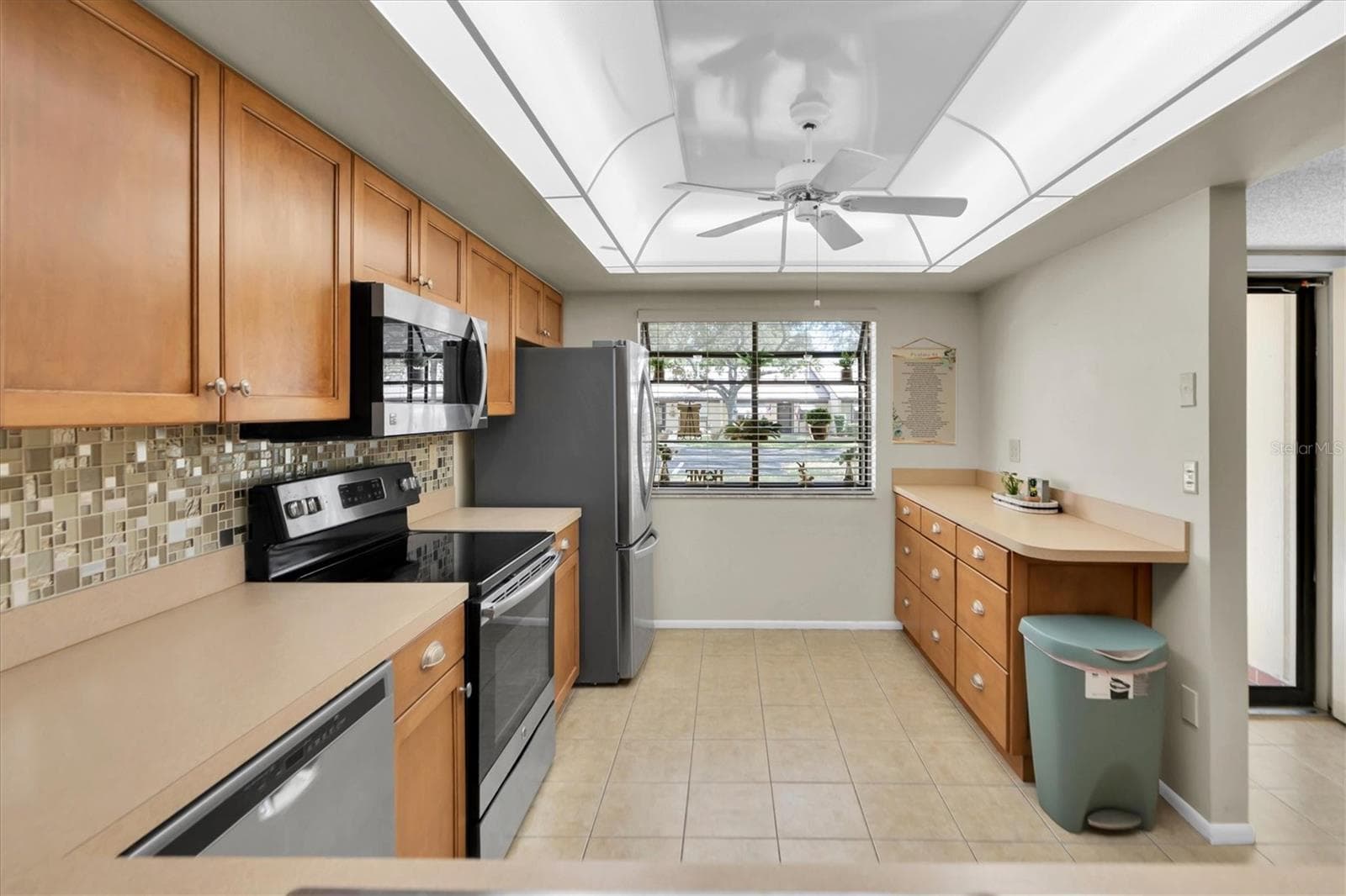 Condominium at 11311 DOLLAR LAKE DR #6, PORT RICHEY, photo 10 of 39