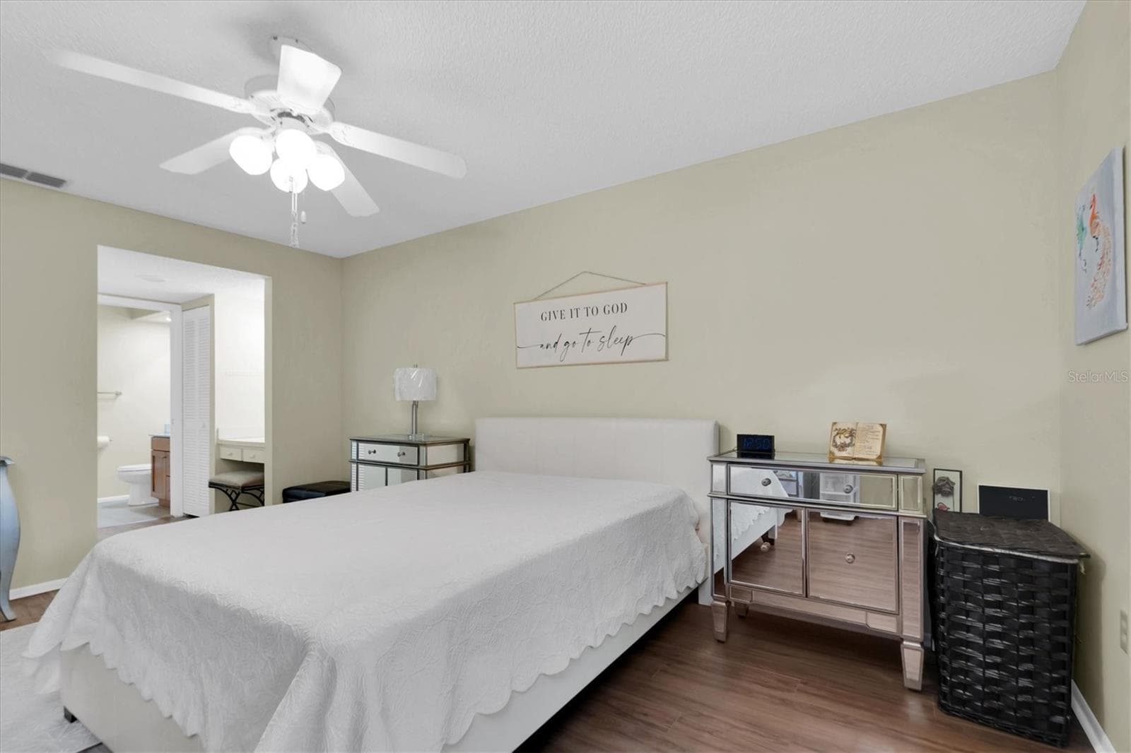Condominium at 11311 DOLLAR LAKE DR #6, PORT RICHEY, photo 15 of 39