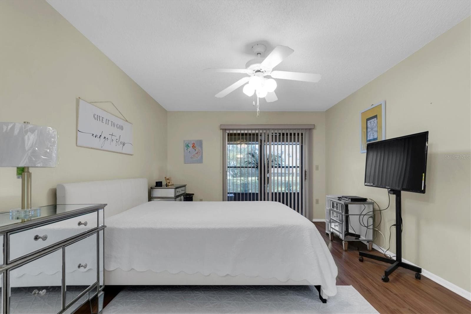 Condominium at 11311 DOLLAR LAKE DR #6, PORT RICHEY, photo 16 of 39