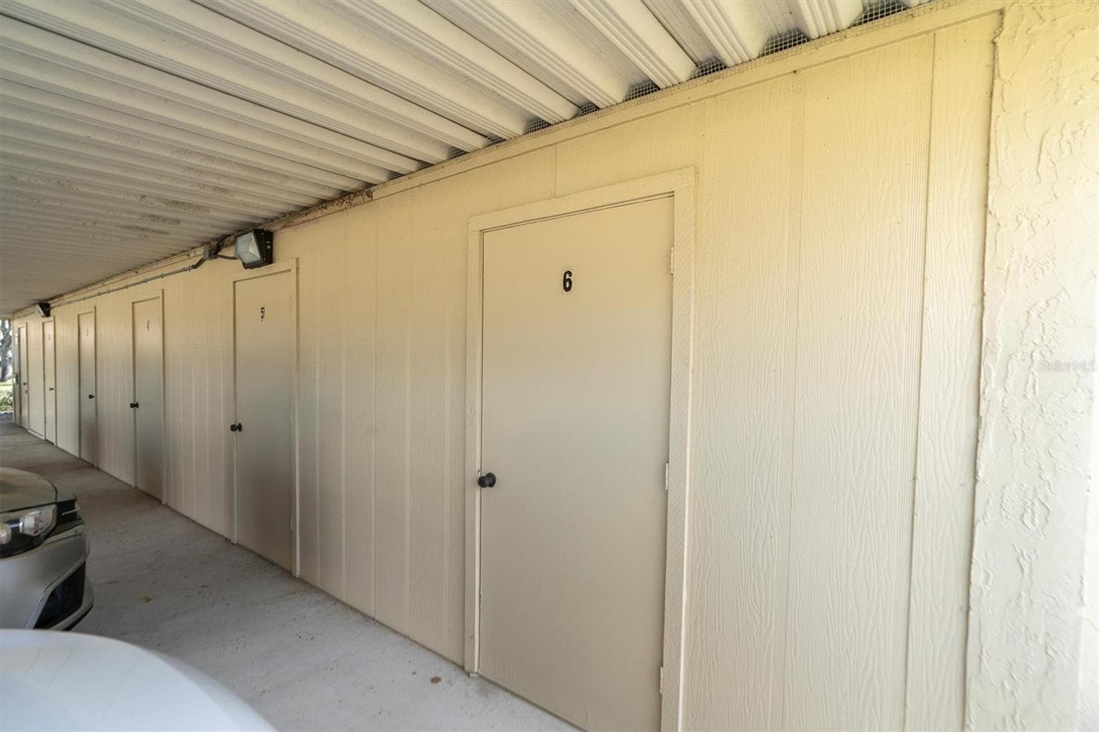 Condominium at 11311 DOLLAR LAKE DR #6, PORT RICHEY, photo 28 of 39