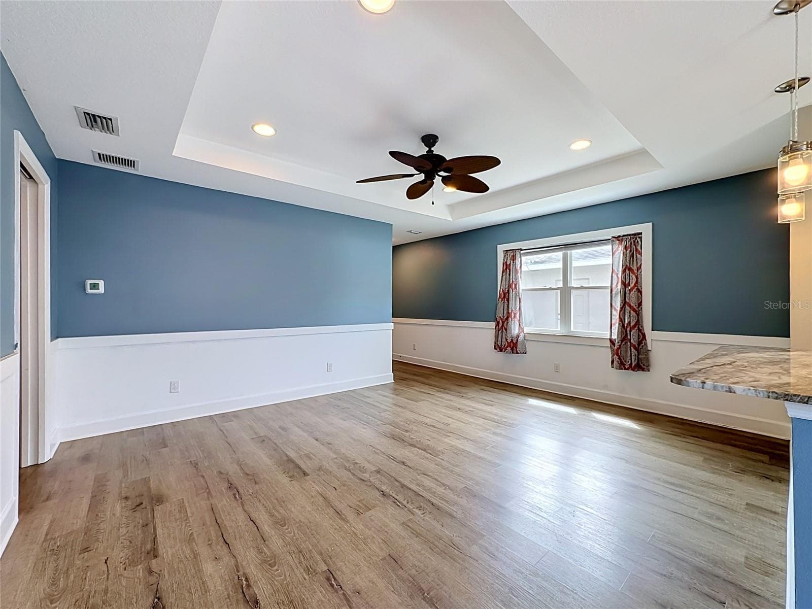 Single Family Residence at 812 33RD ST W, BRADENTON, photo 5 of 40