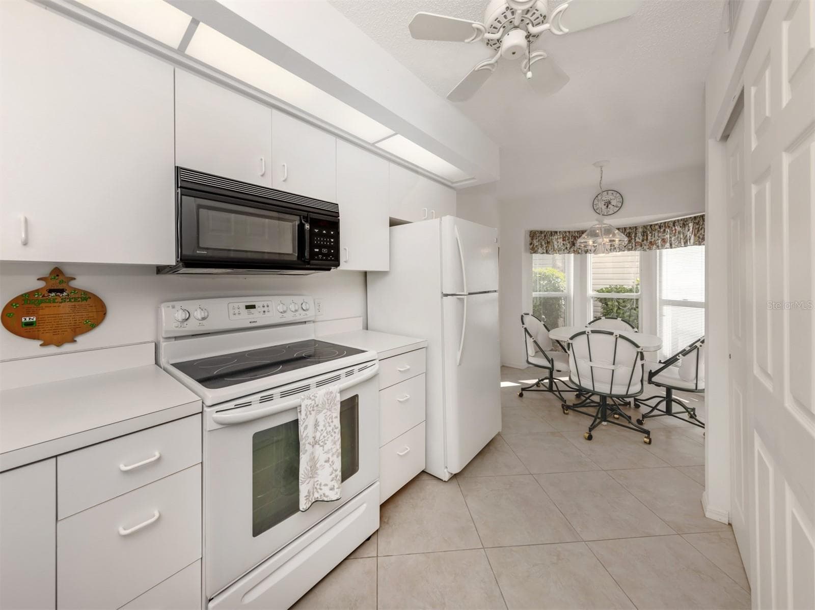 Condominium at 801 WATERSIDE DR #102, VENICE, photo 13 of 77