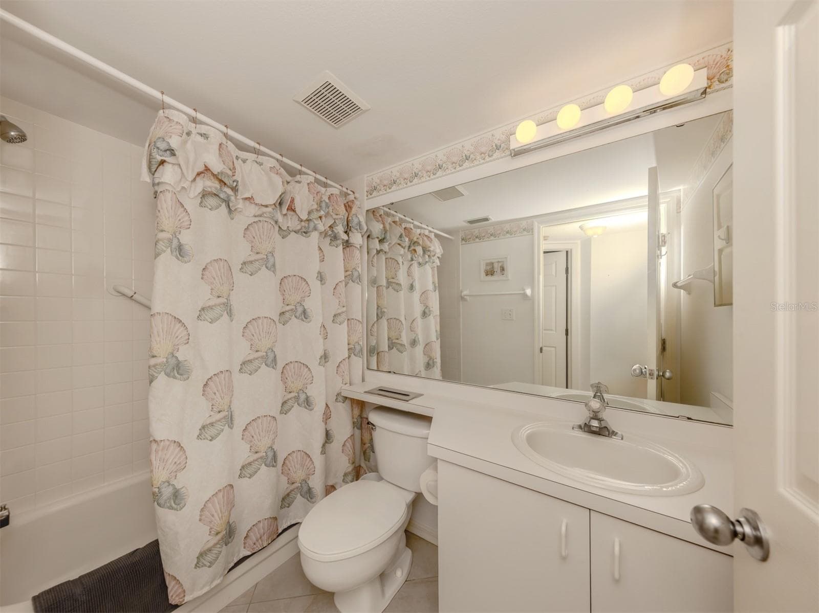 Condominium at 801 WATERSIDE DR #102, VENICE, photo 20 of 77