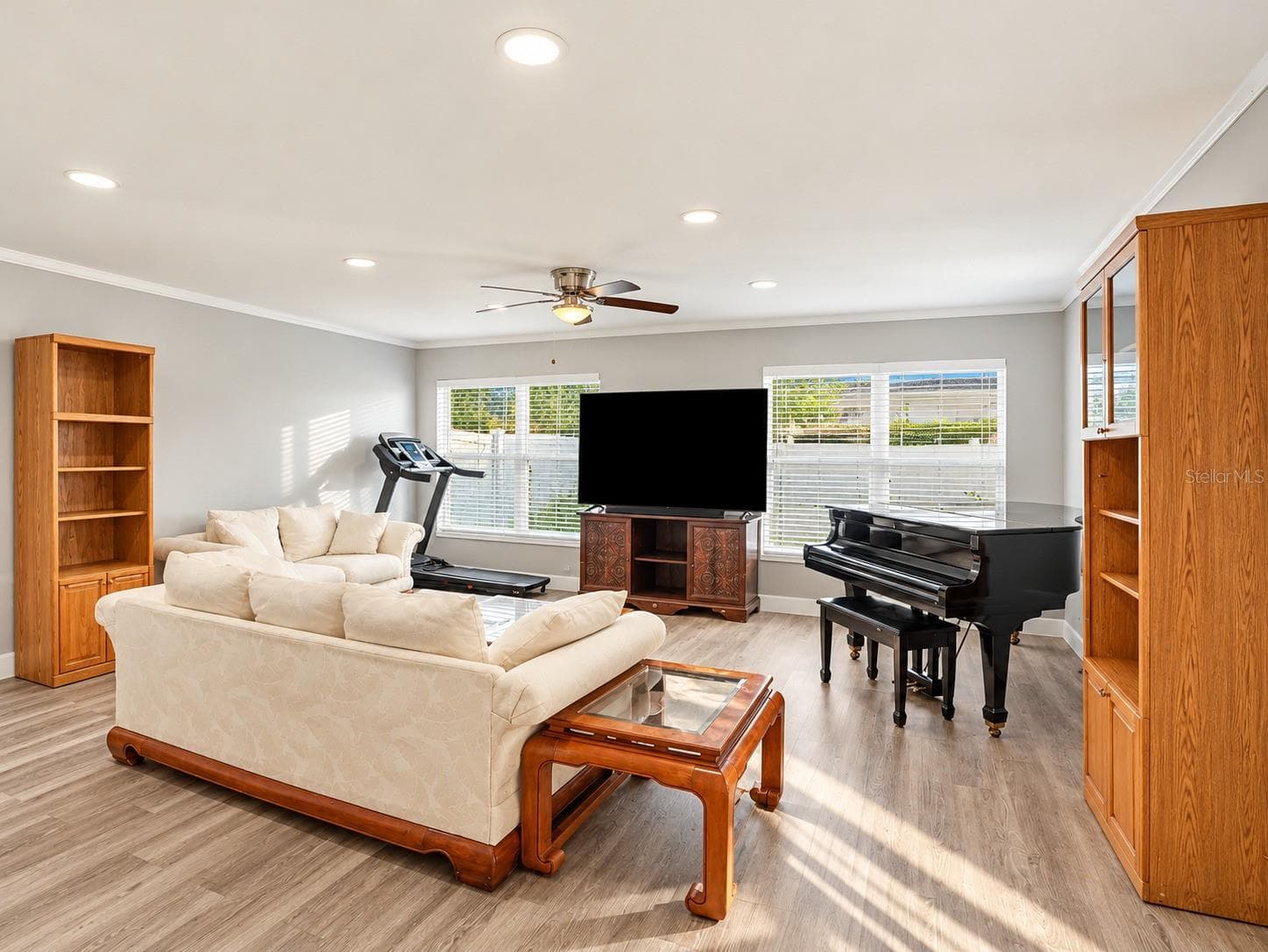 Single Family Residence at 12924 LOS ALAMITOS CT, ORLANDO, photo 5 of 37