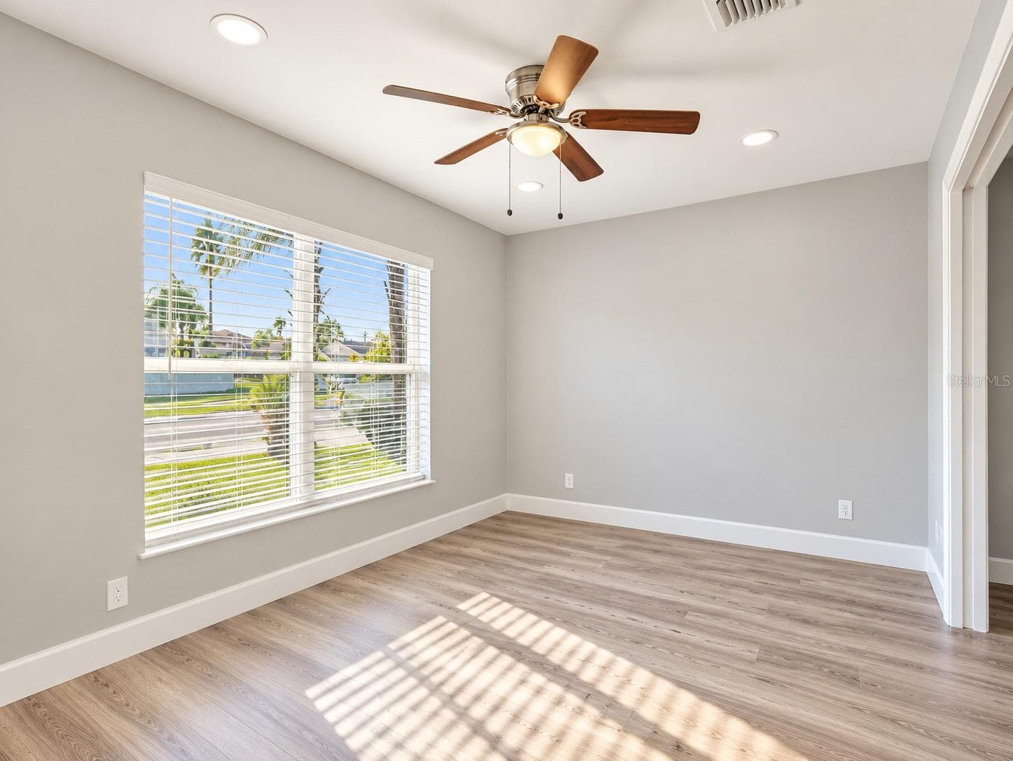 Single Family Residence at 12924 LOS ALAMITOS CT, ORLANDO, photo 20 of 37