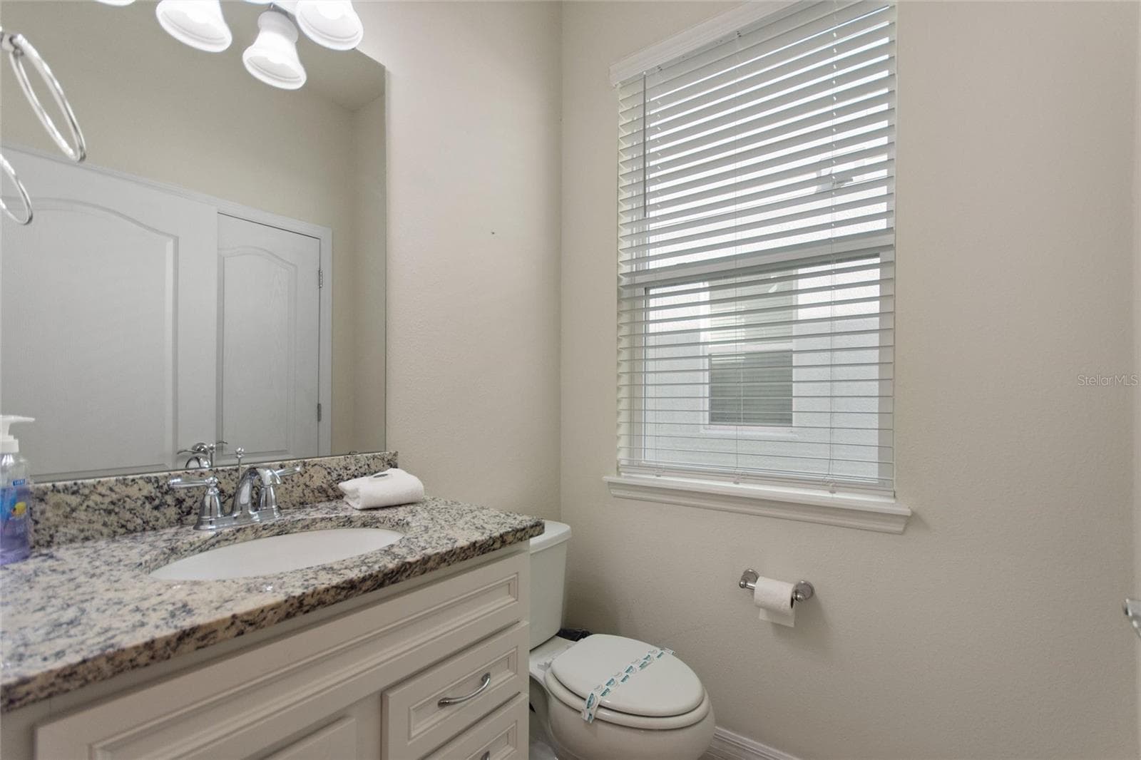 Single Family Residence at 7240 OAKMOSS LOOP, DAVENPORT, photo 27 of 71