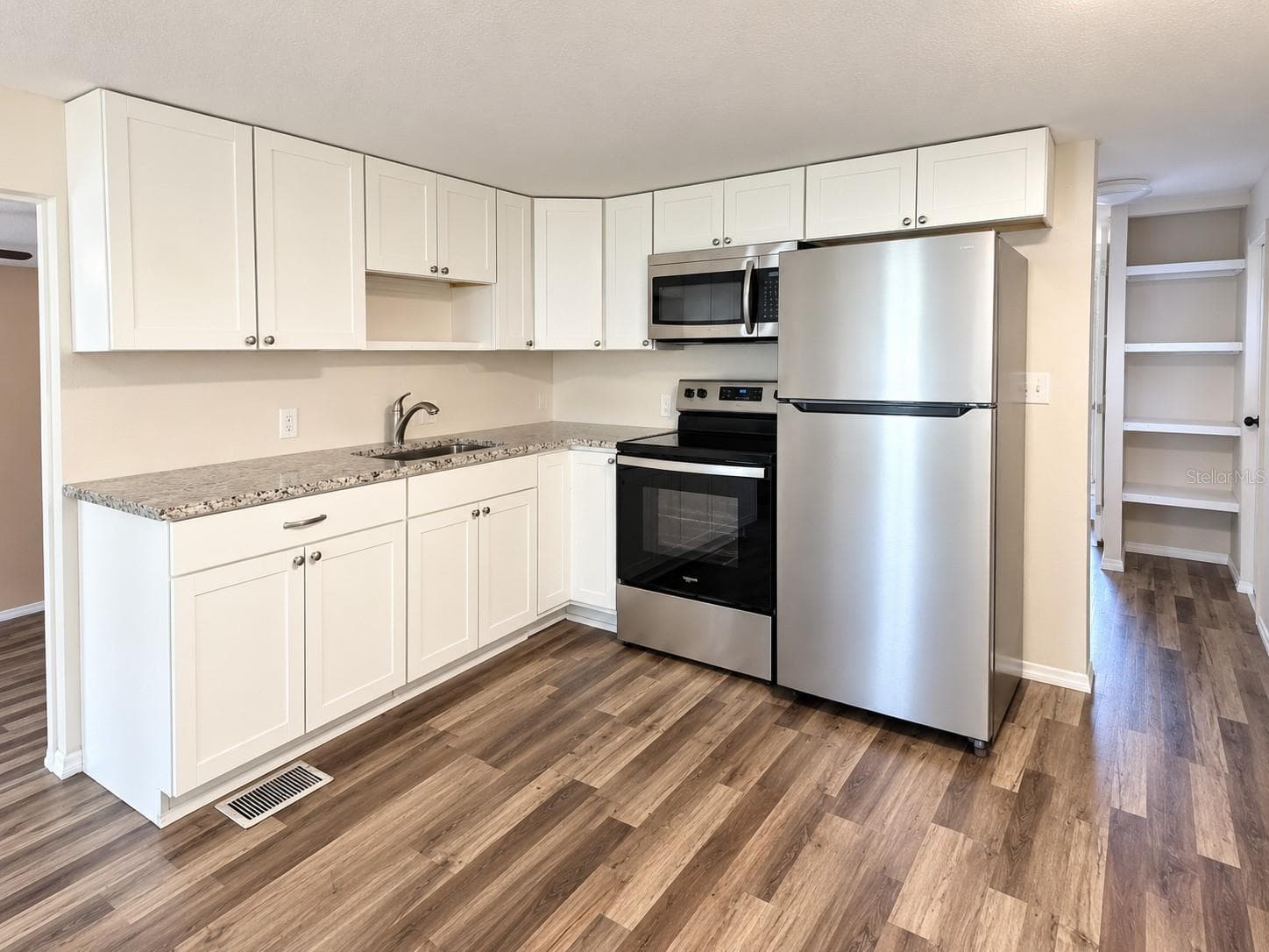 Mobile Home at 6126 RUMFORD ST, PUNTA GORDA, photo 8 of 13