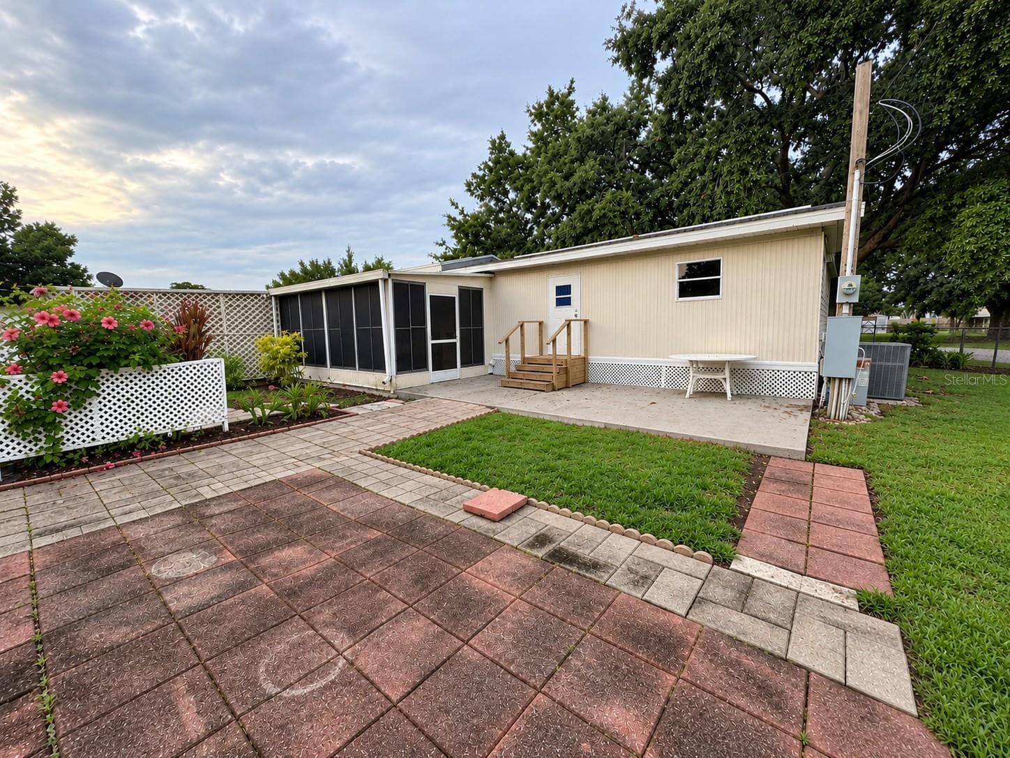 Mobile Home at 6126 RUMFORD ST, PUNTA GORDA, photo 11 of 13
