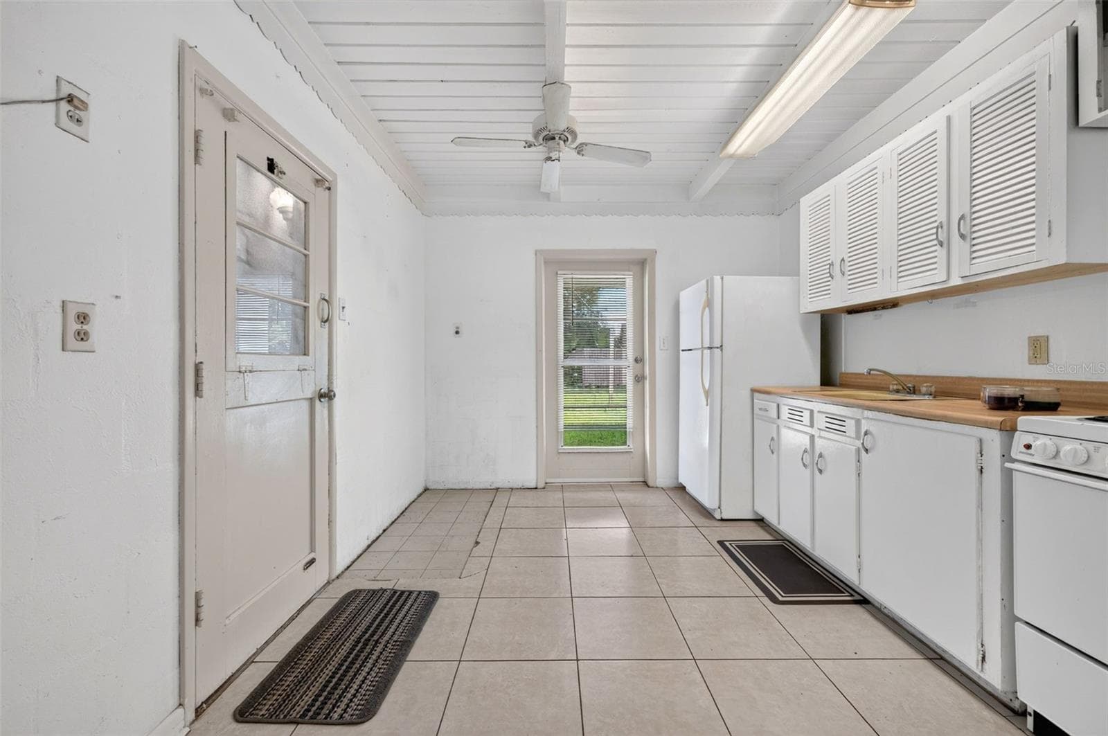 Single Family Residence at 353 DOROTHY AVE, HOLLY HILL, photo 17 of 40