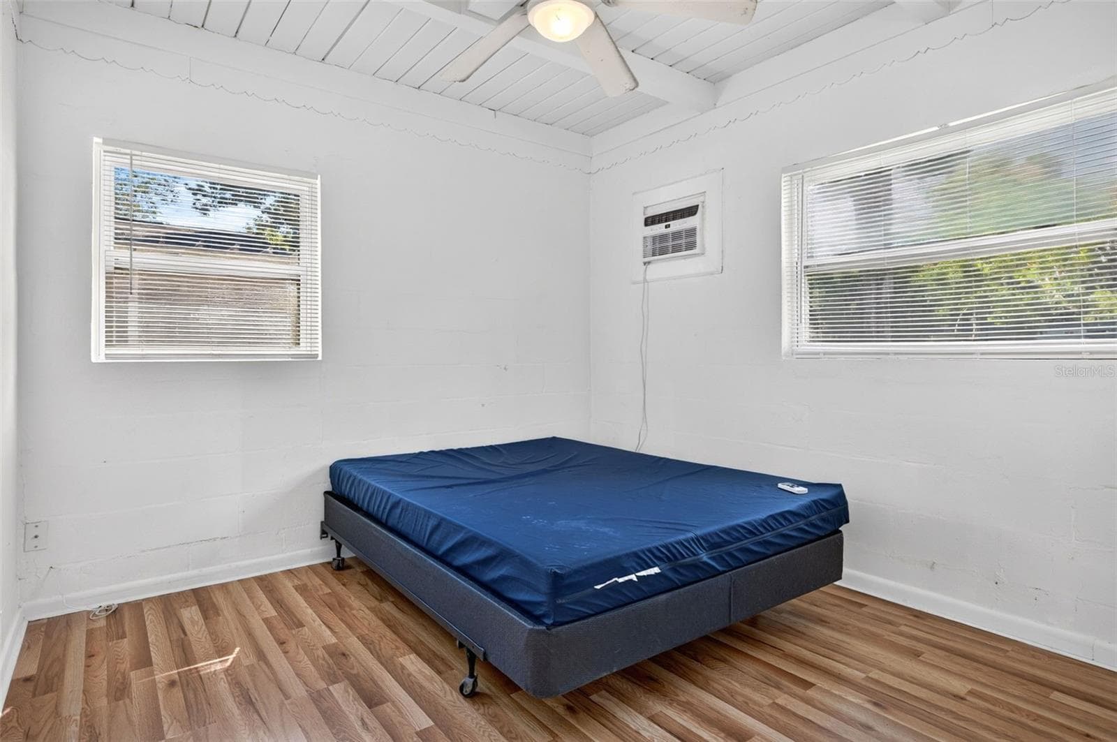 Single Family Residence at 353 DOROTHY AVE, HOLLY HILL, photo 22 of 40