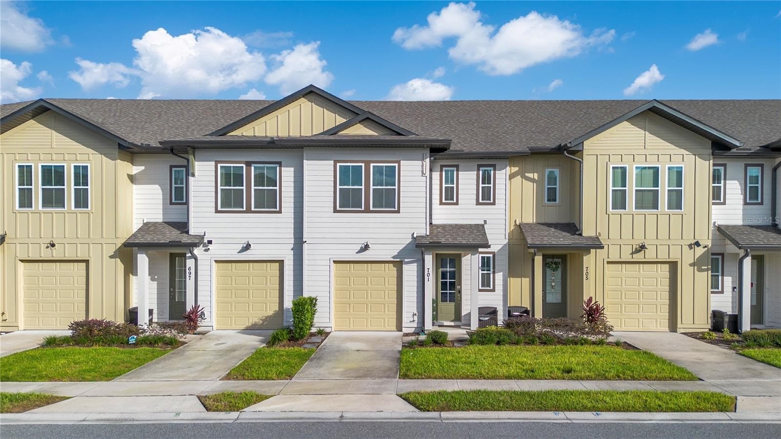 Townhouse at 701 LONGBOAT DR, DAVENPORT, photo 27 of 41