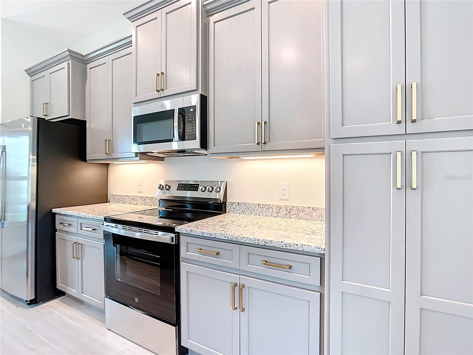 Single Family Residence at 13503 AINSWORTH LN, PORT CHARLOTTE, photo 4 of 30