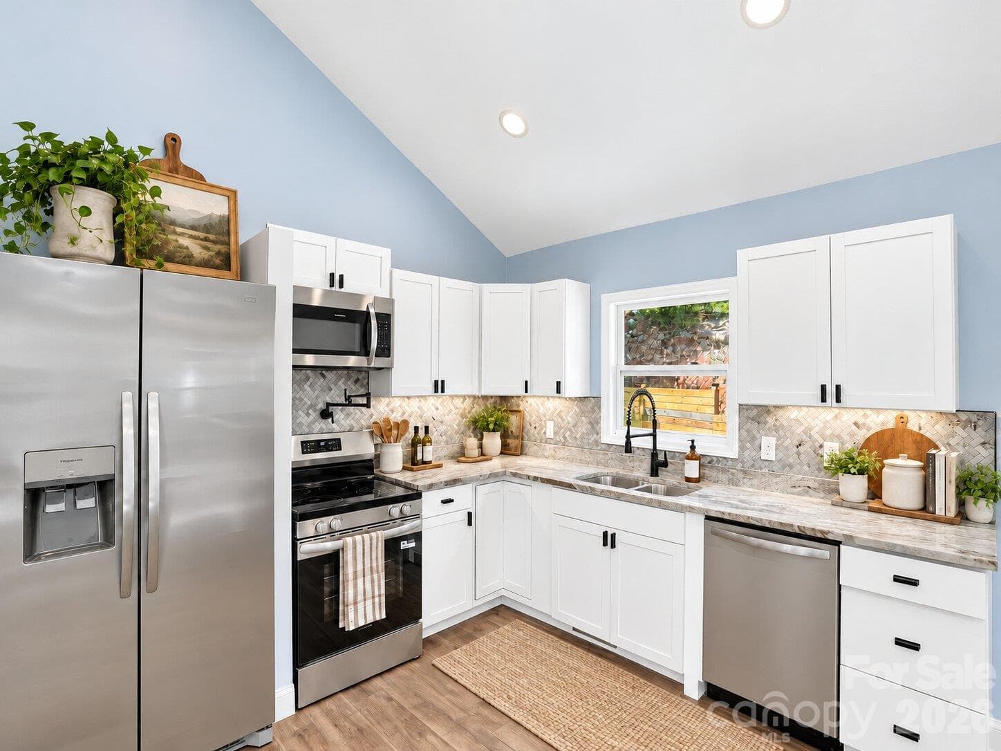 Virtually Staged - 594 McMillan Drive, Hendersonville