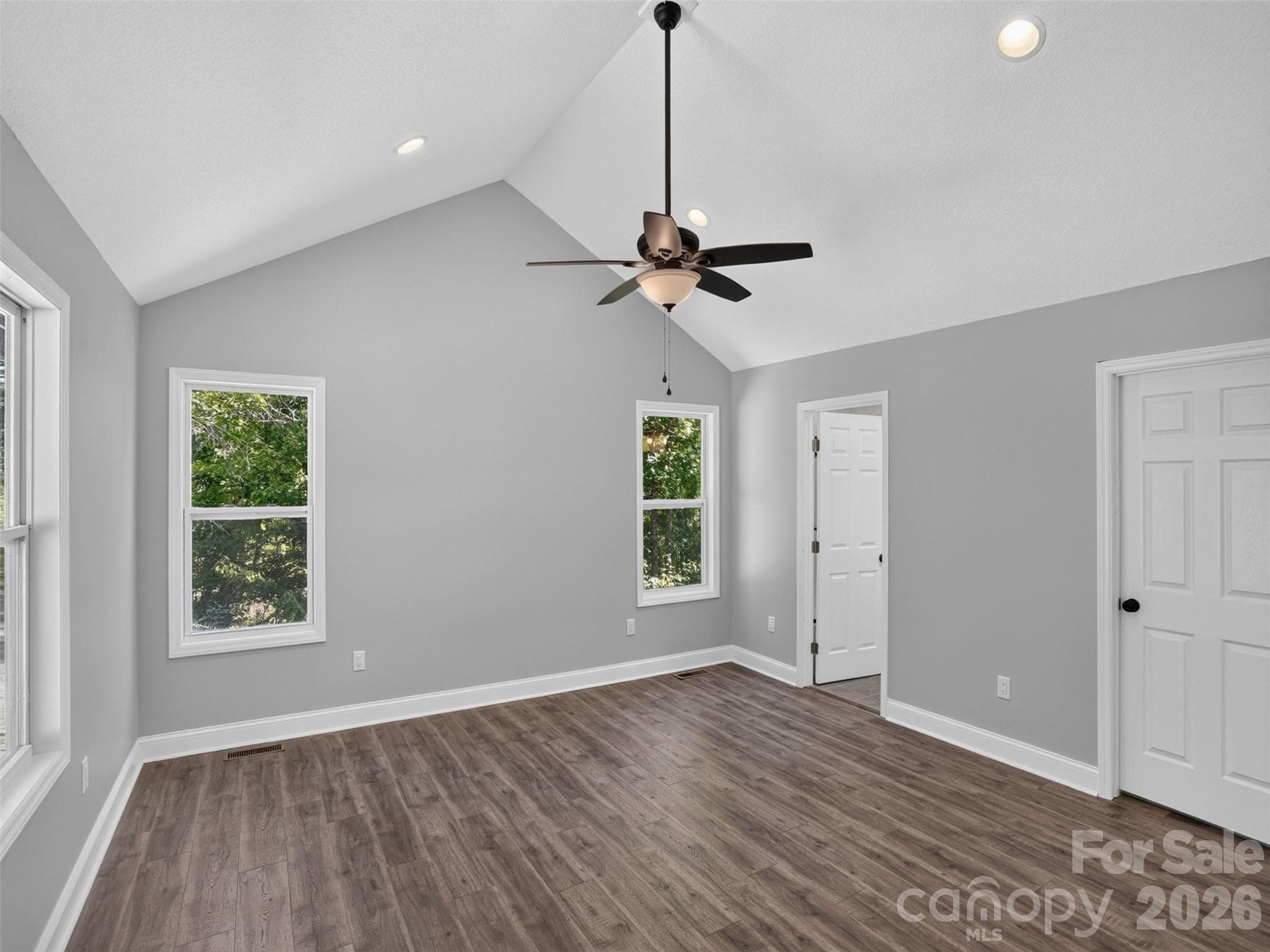 Single Family Residence at 594 McMillan Drive, Hendersonville, photo 17 of 46