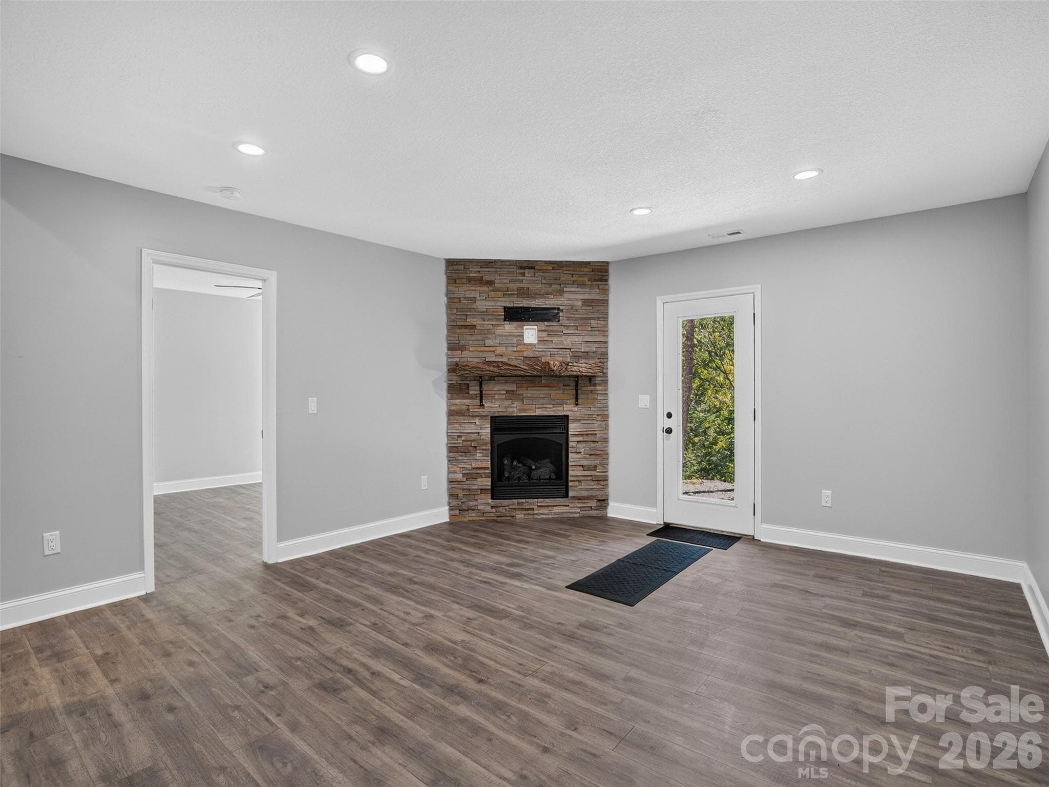 Single Family Residence at 594 McMillan Drive, Hendersonville, photo 30 of 46