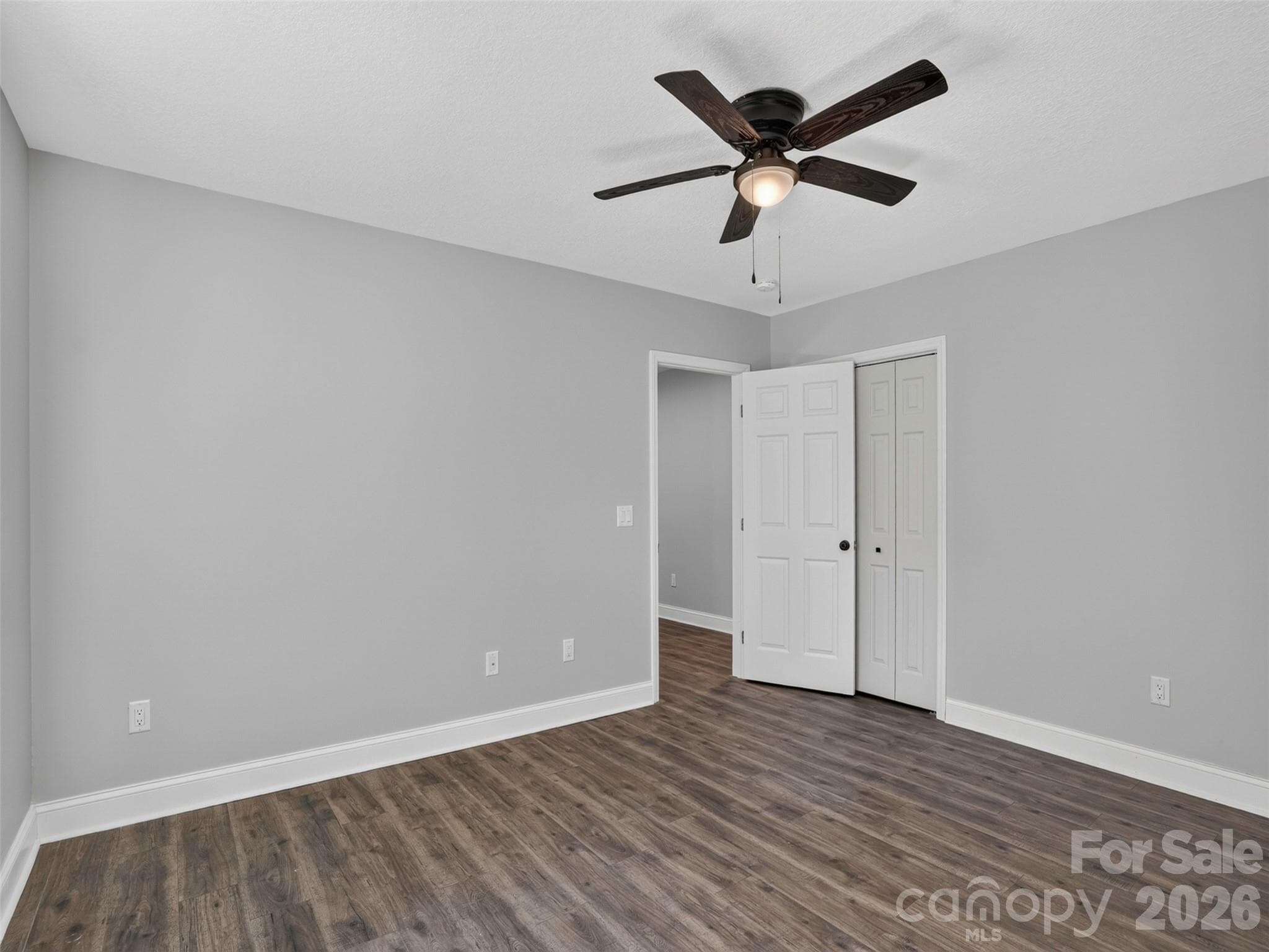 Single Family Residence at 594 McMillan Drive, Hendersonville, photo 36 of 46