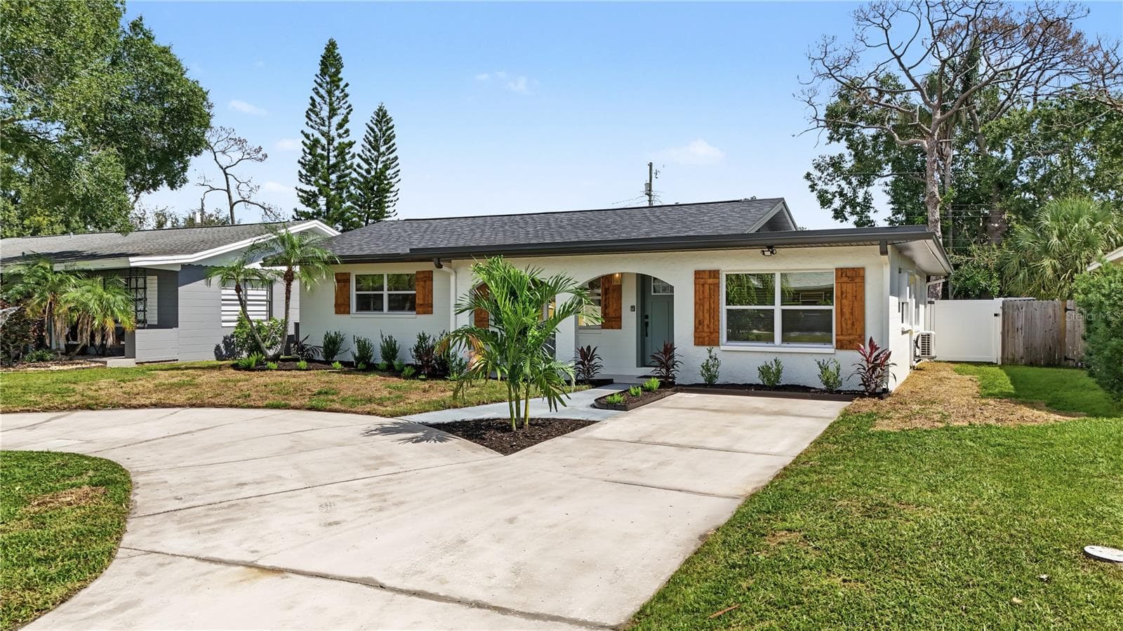 Single Family Residence at 9025 3RD ST N, ST PETERSBURG, photo 2 of 52