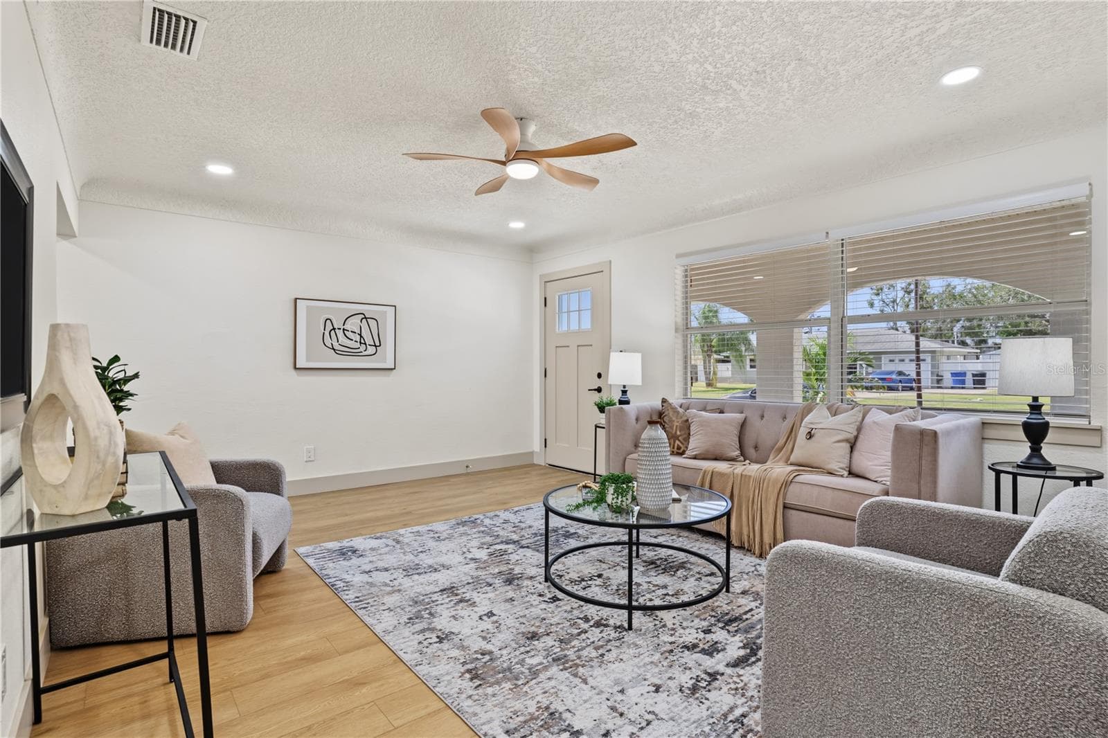 Single Family Residence at 9025 3RD ST N, ST PETERSBURG, photo 6 of 52