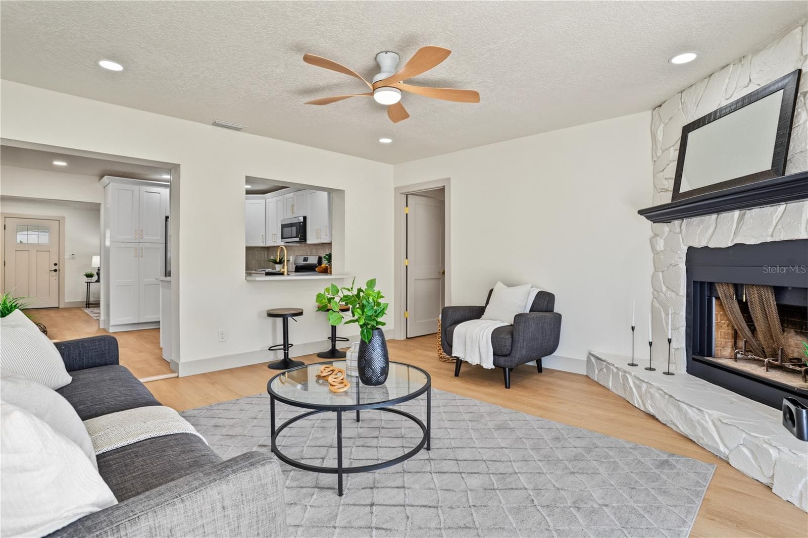 Single Family Residence at 9025 3RD ST N, ST PETERSBURG, photo 21 of 52