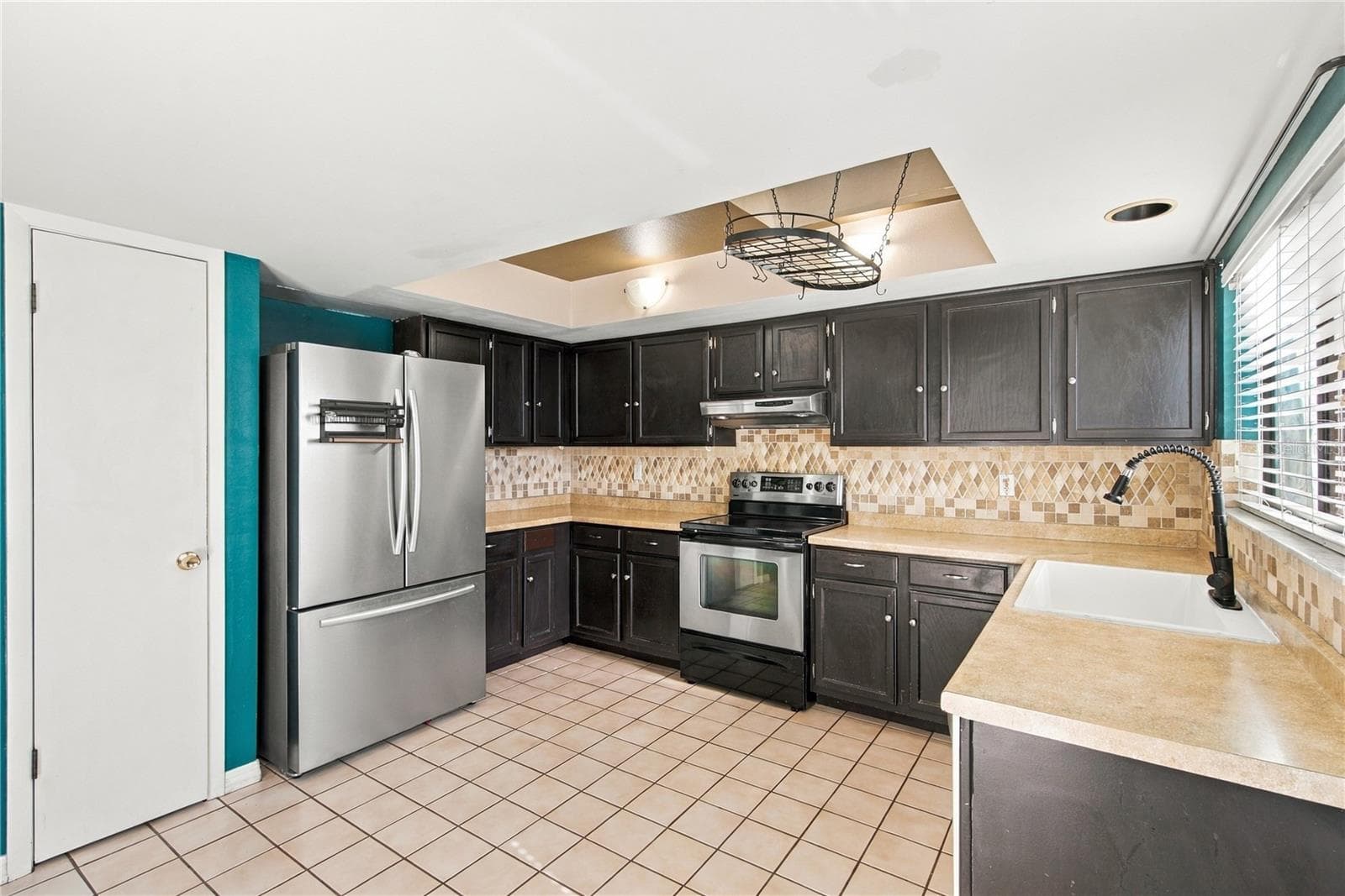 Single Family Residence at 7914 AUTUMN WOOD DR, ORLANDO, photo 13 of 34