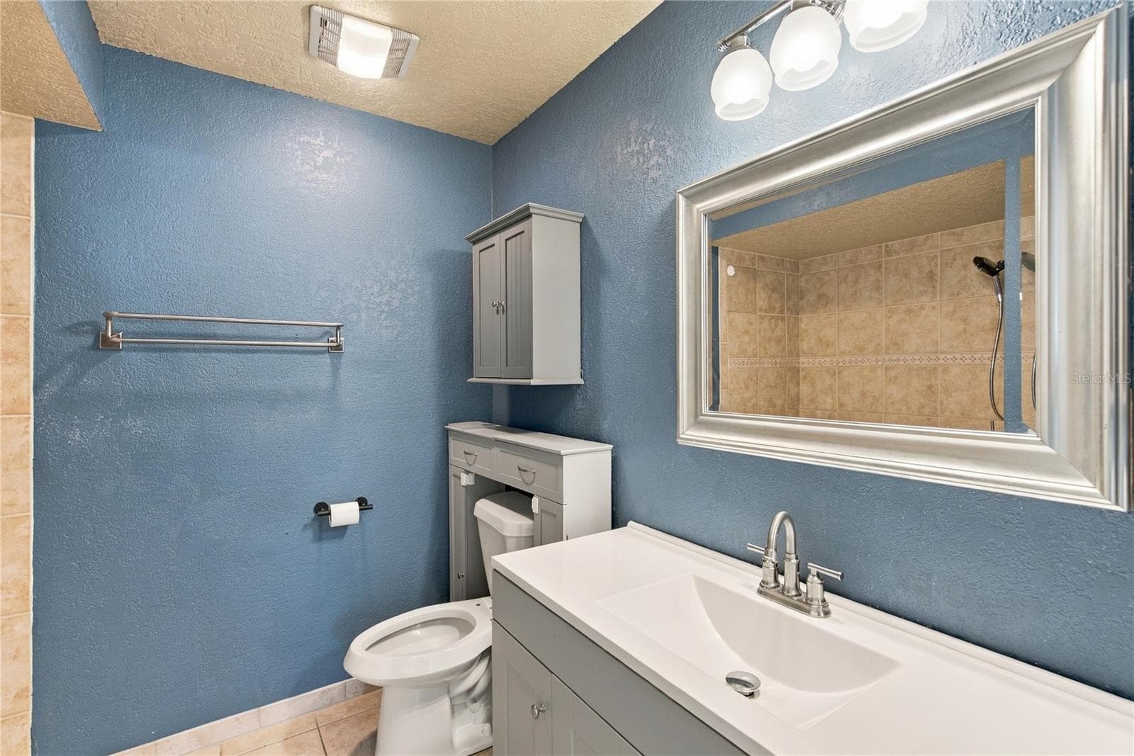 Single Family Residence at 7914 AUTUMN WOOD DR, ORLANDO, photo 23 of 34