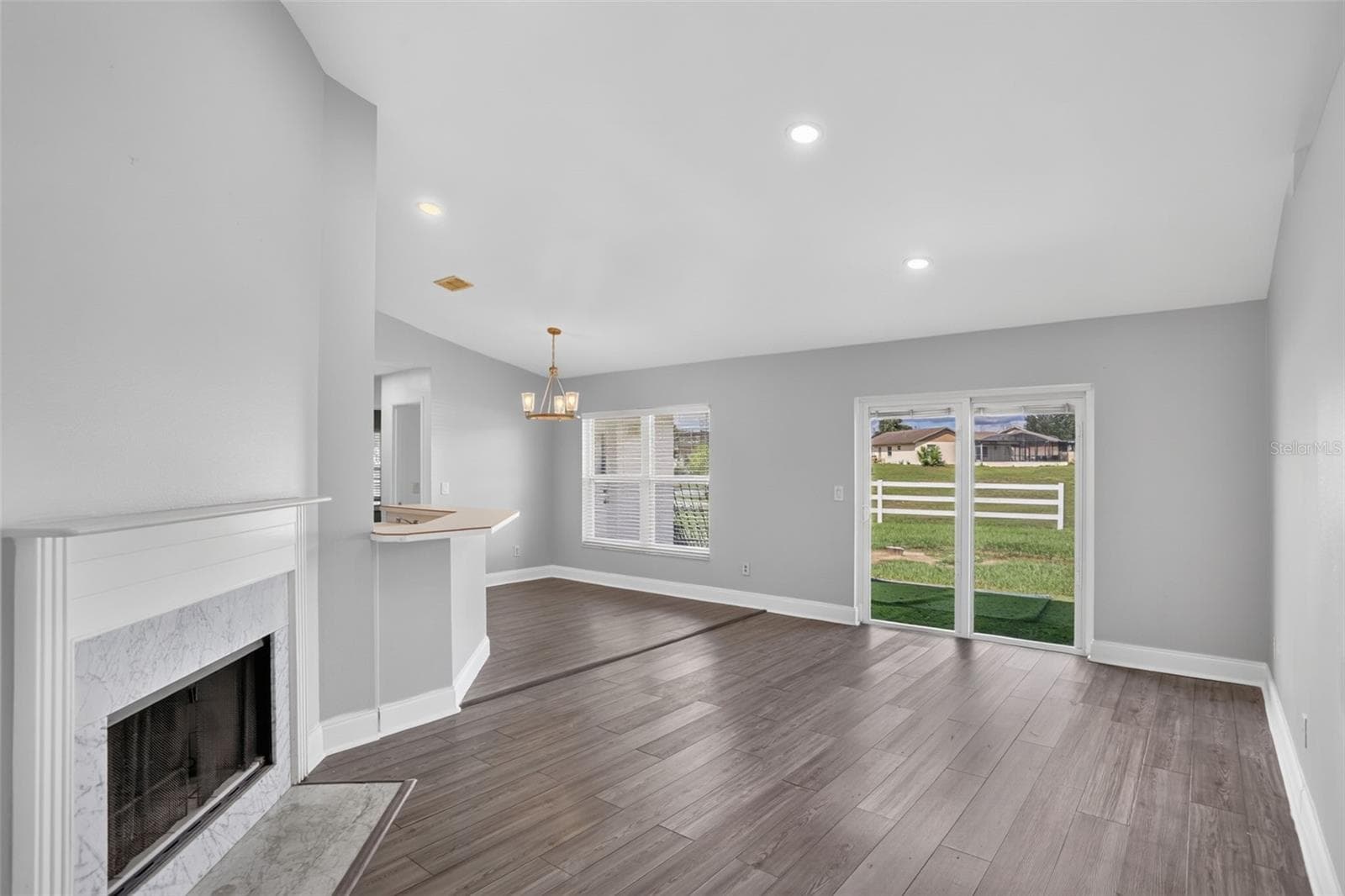 Single Family Residence at 1055 ELIZABETH RIDGE CT, KISSIMMEE, photo 3 of 48