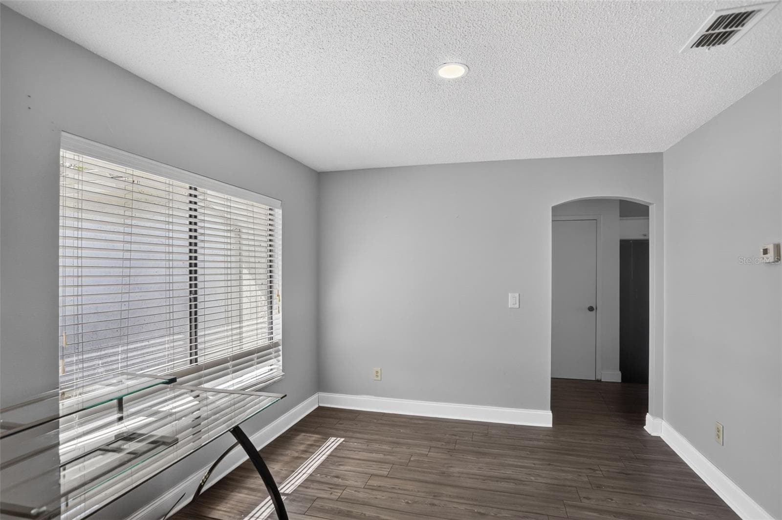 Single Family Residence at 1055 ELIZABETH RIDGE CT, KISSIMMEE, photo 5 of 48
