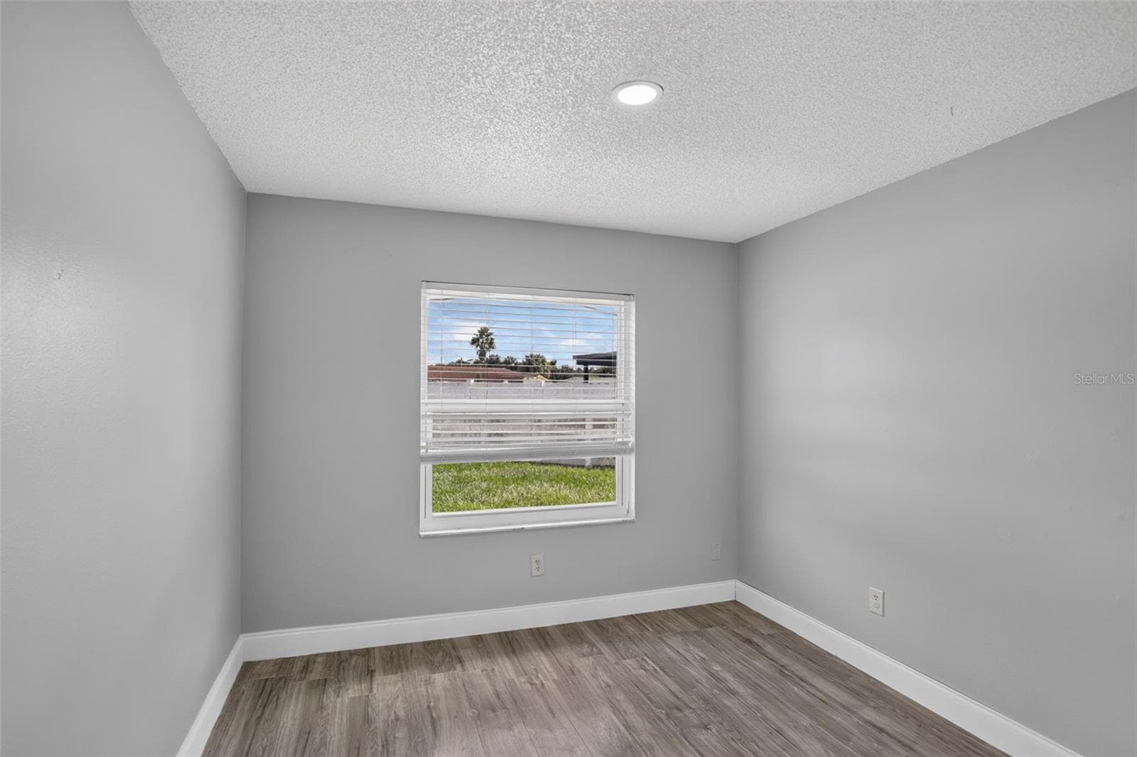 Single Family Residence at 1055 ELIZABETH RIDGE CT, KISSIMMEE, photo 16 of 48
