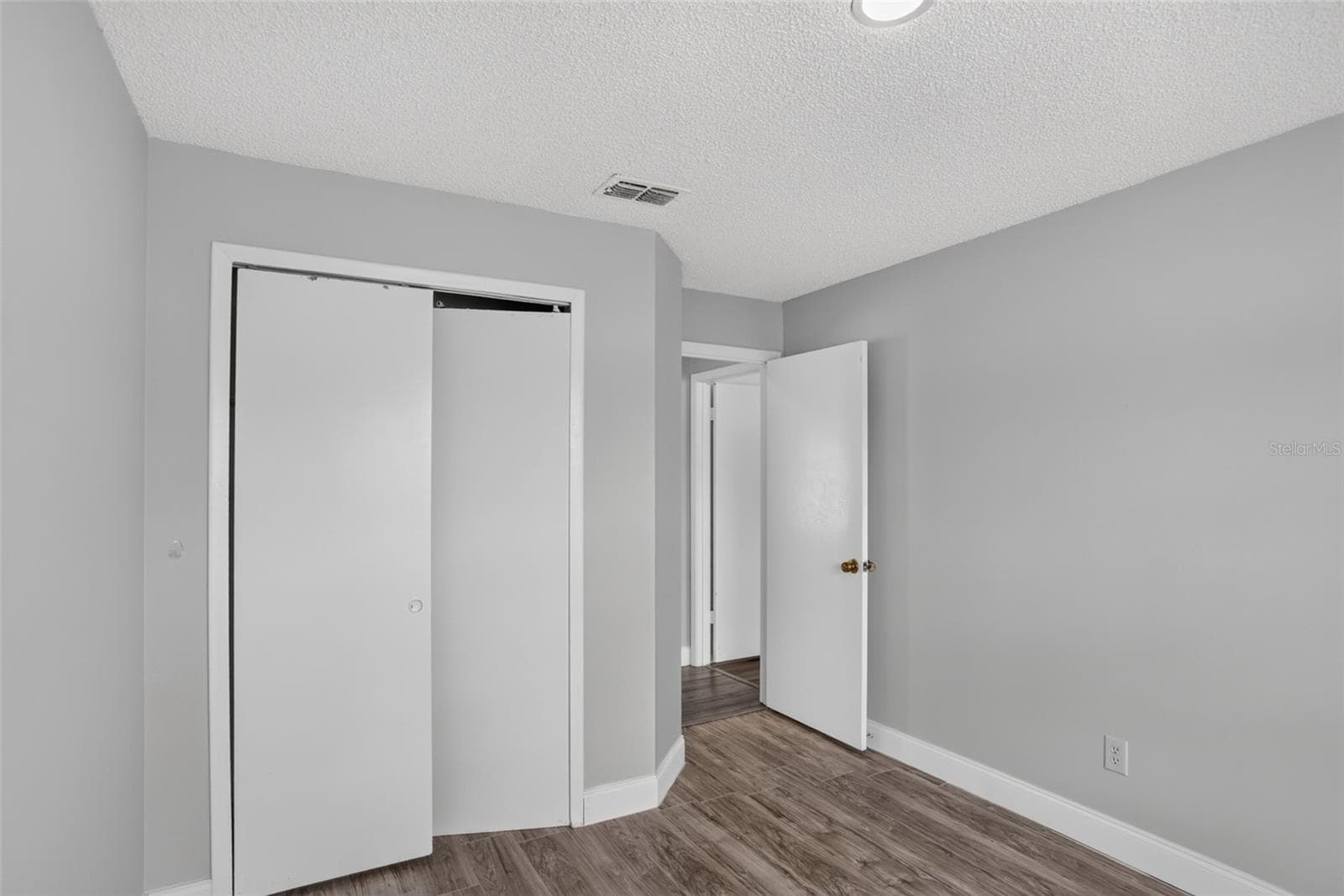 Single Family Residence at 1055 ELIZABETH RIDGE CT, KISSIMMEE, photo 18 of 48